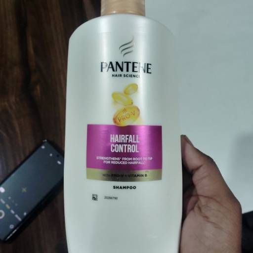 Pantene Shampoo in Harman Cloth House, Dhanauri: Nourishing Formula-https://media.vyaparify.com/vcards/products/475126/product_1767427618_6958ce227d13a.png Image