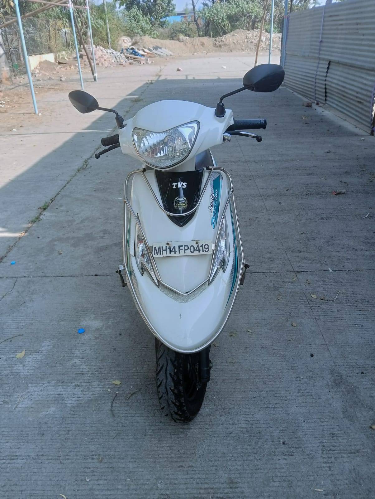 Scooty Zest 110 2016 in [Location (city only)] Compact Urban Commute-https://media.vyaparify.com/vcards/products/475805/product_1767515072_695a23c0abf90.png Image