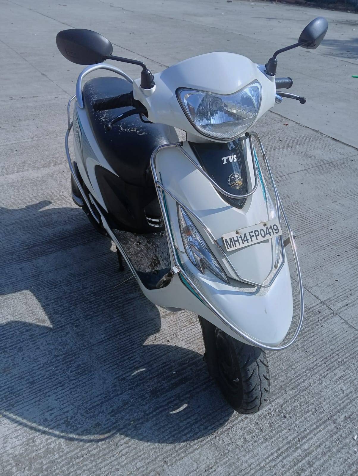 Scooty Zest 110 2016 in [Location (city only)] Compact Urban Commute-https://media.vyaparify.com/vcards/products/475806/product_1767515072_695a23c0c2b7b.png Image