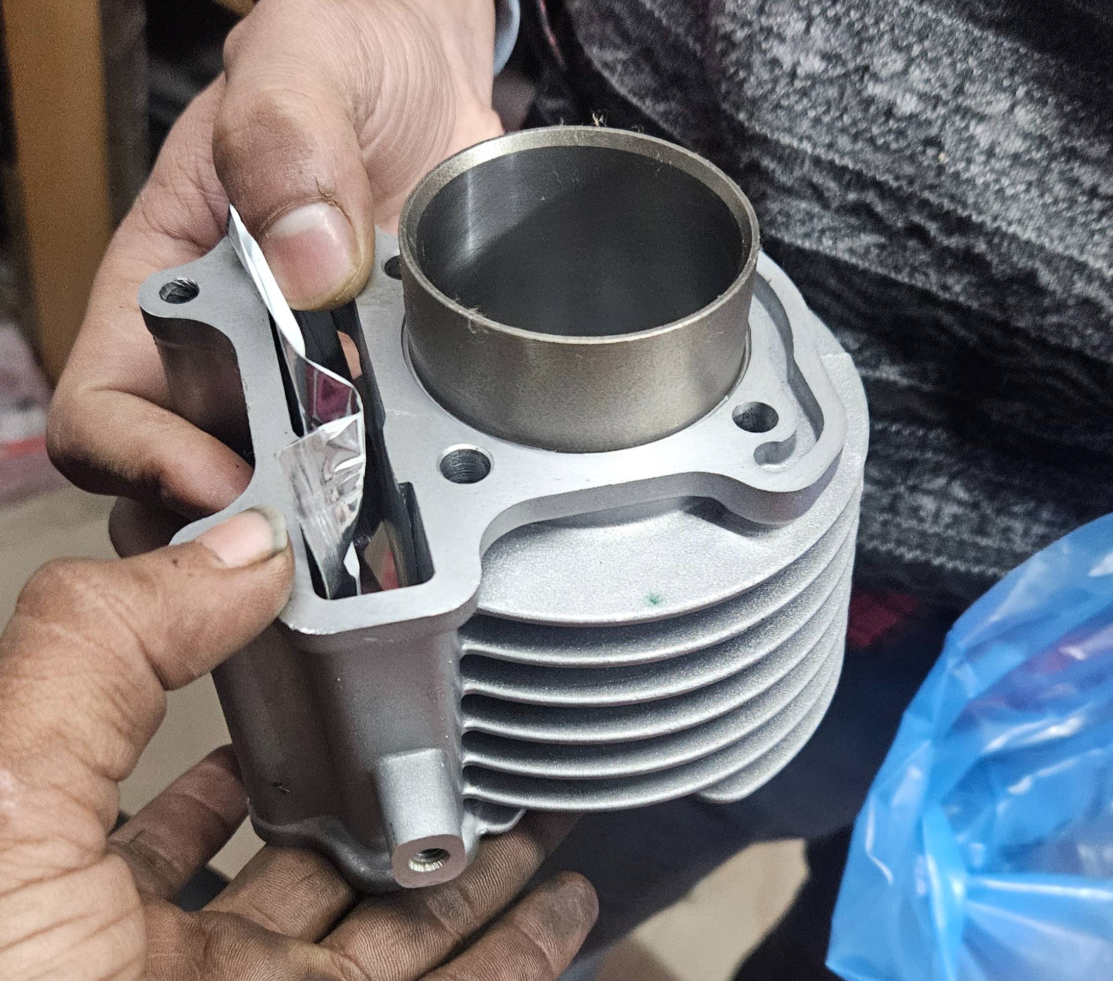 Hero Motorcycle Block Kit in Usri - Genuine Block Piston Set-https://media.vyaparify.com/vcards/products/475932/product_1767550794_695aaf4a351a2.png Image