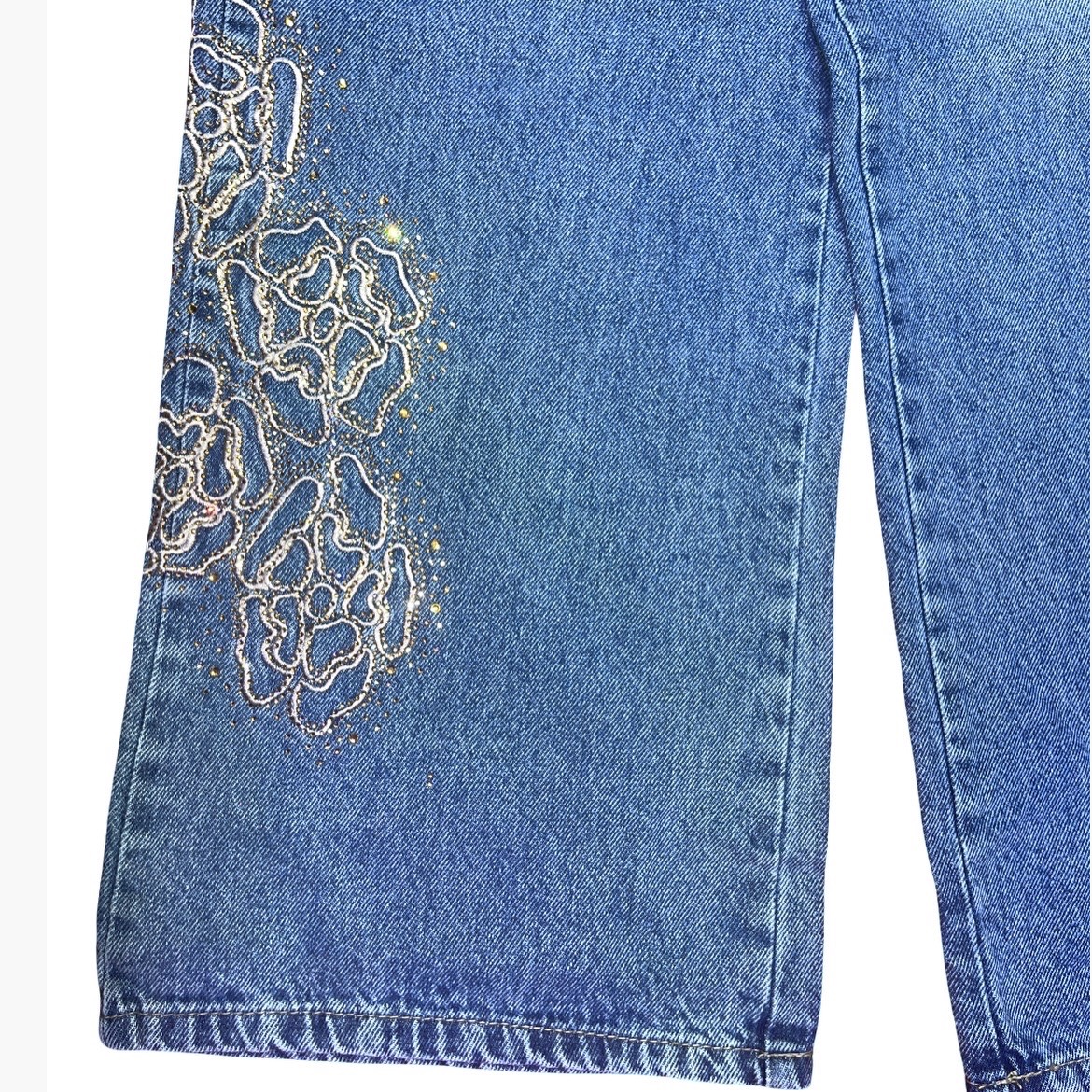 Women's Jeans in GIRLS GALLERY Sadar Bazar with Colour & Print Guarantee-https://media.vyaparify.com/vcards/products/476115/product_1767594932_695b5bb4c8bcb.png Image