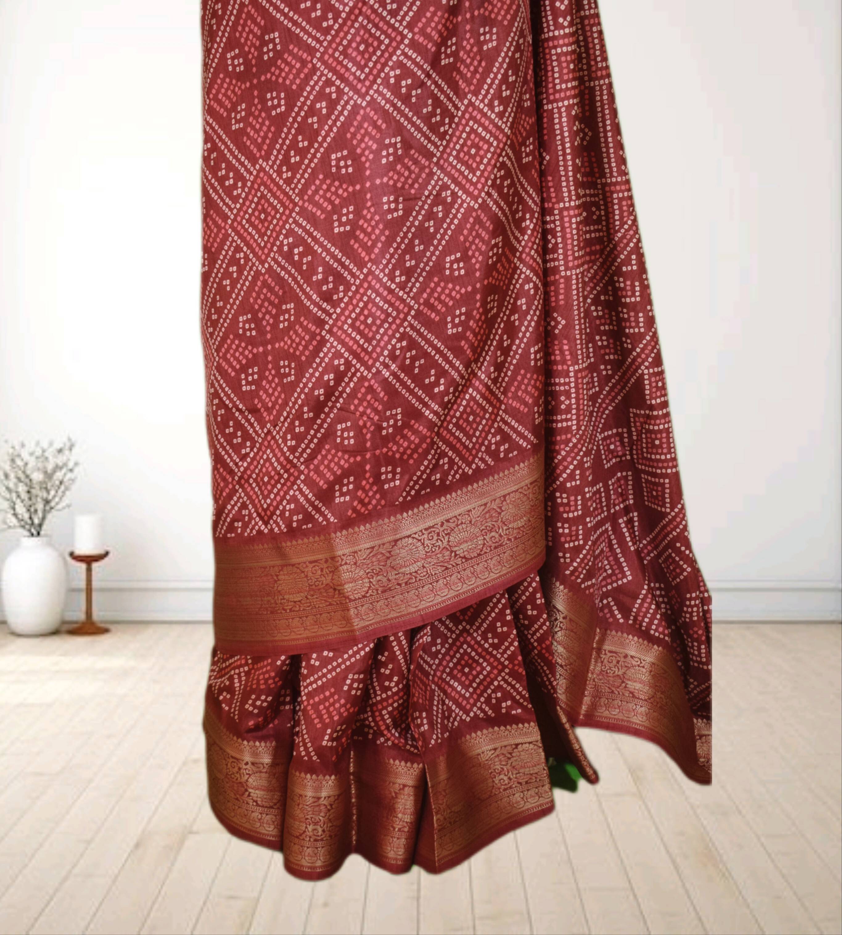 Dola Silk Saree in Jabalpur with Zari Border - Elevate Your Ethnic Look-https://media.vyaparify.com/vcards/products/476322/product_1767598955_695b6b6bd0463.png Image