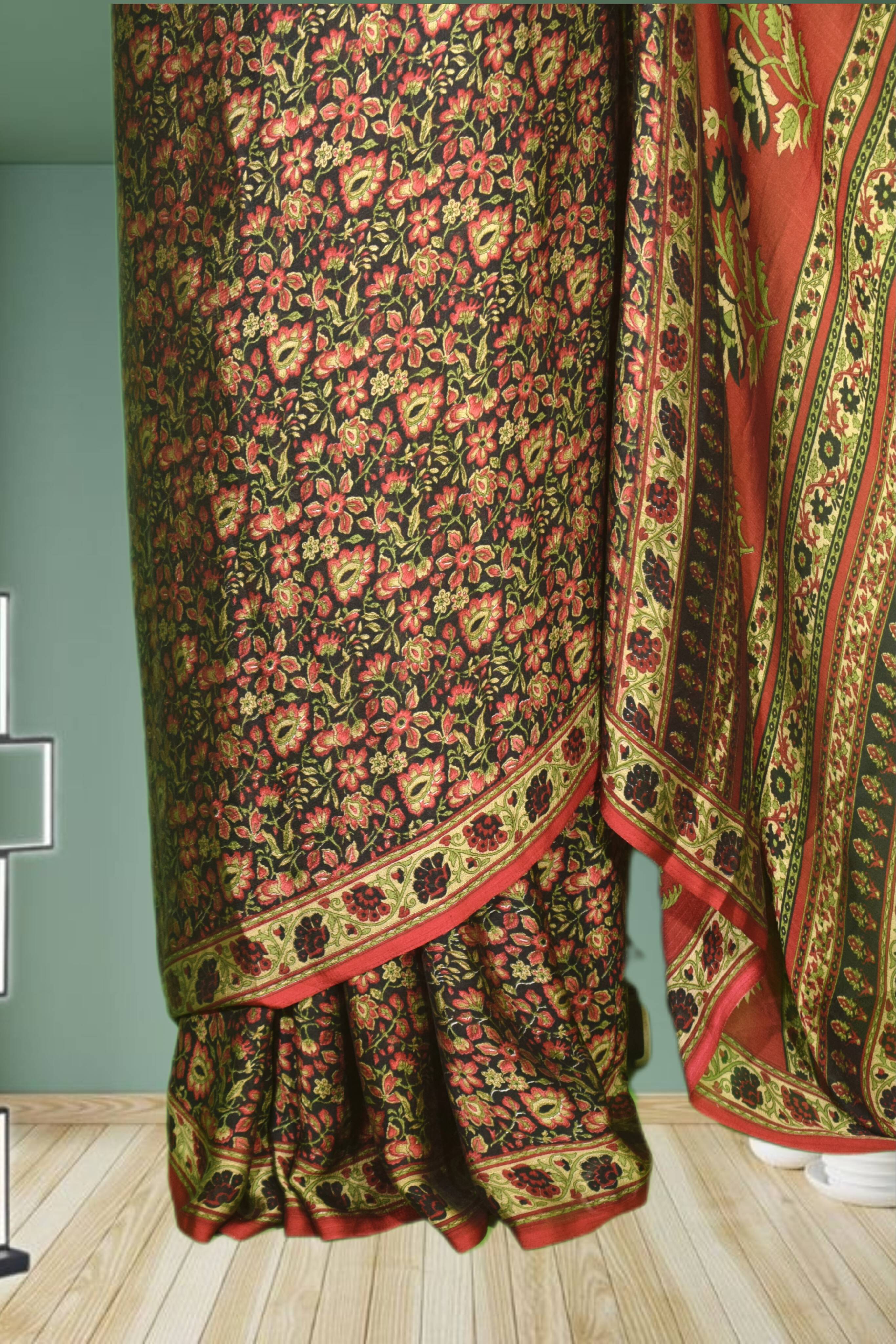 Designer Saree in Jabalpur: Chiffon Floral Print Saree for Elegant Style-https://media.vyaparify.com/vcards/products/476404/product_1767600364_695b70ec1bf87.png Image