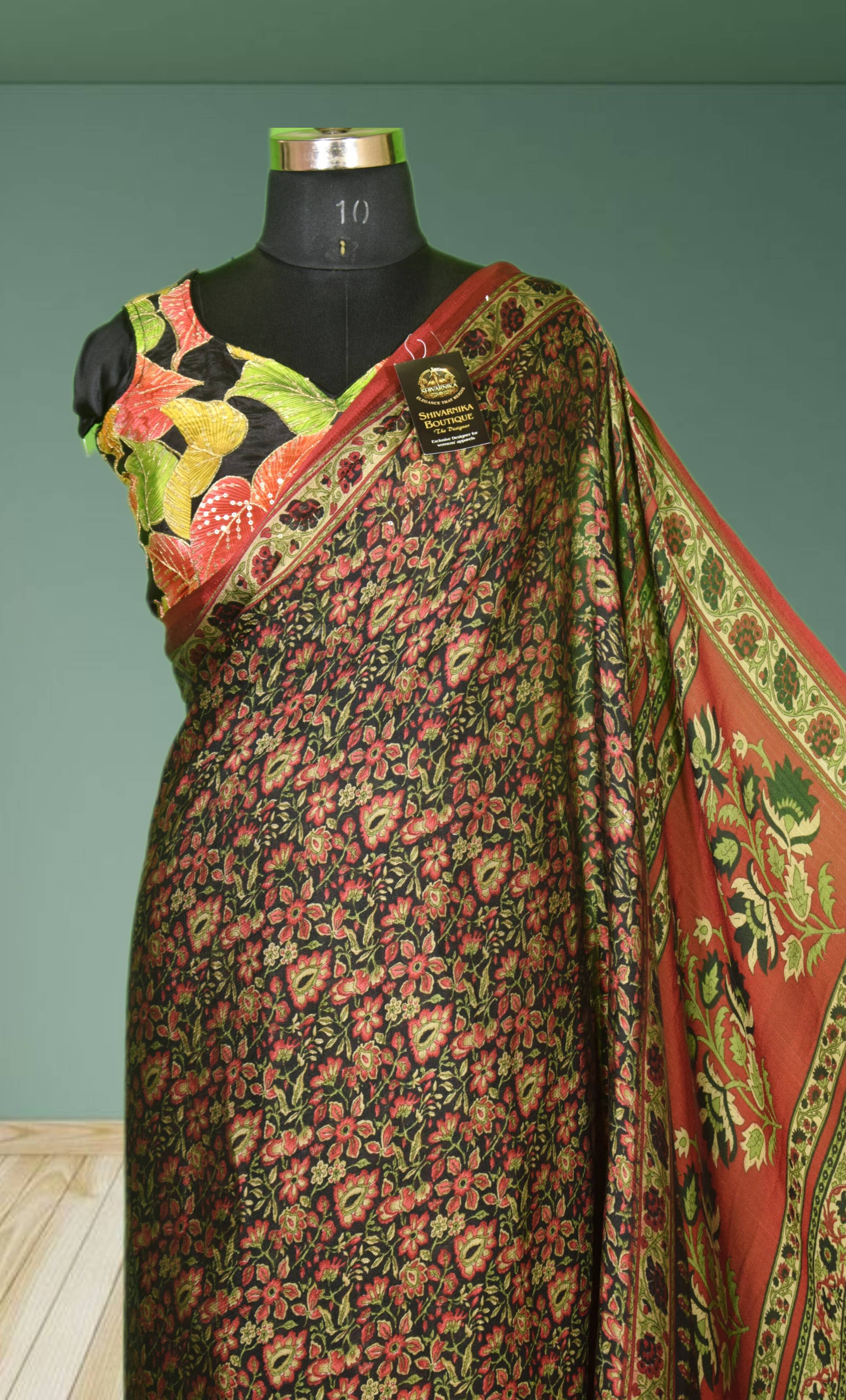 Designer Saree in Jabalpur: Chiffon Floral Print Saree for Elegant Style-https://media.vyaparify.com/vcards/products/476405/product_1767600364_695b70ec2f374.png Image