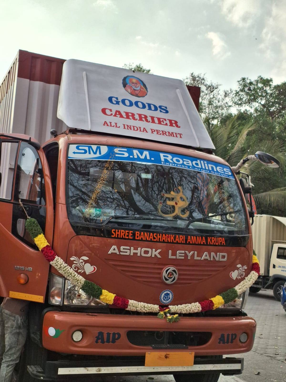 Ashok Leyland Goods Carrier in Bengaluru: Ideal Heavy-Duty Transport-https://media.vyaparify.com/vcards/products/479172/product_1767775800_695e1e38dbaea.png Image