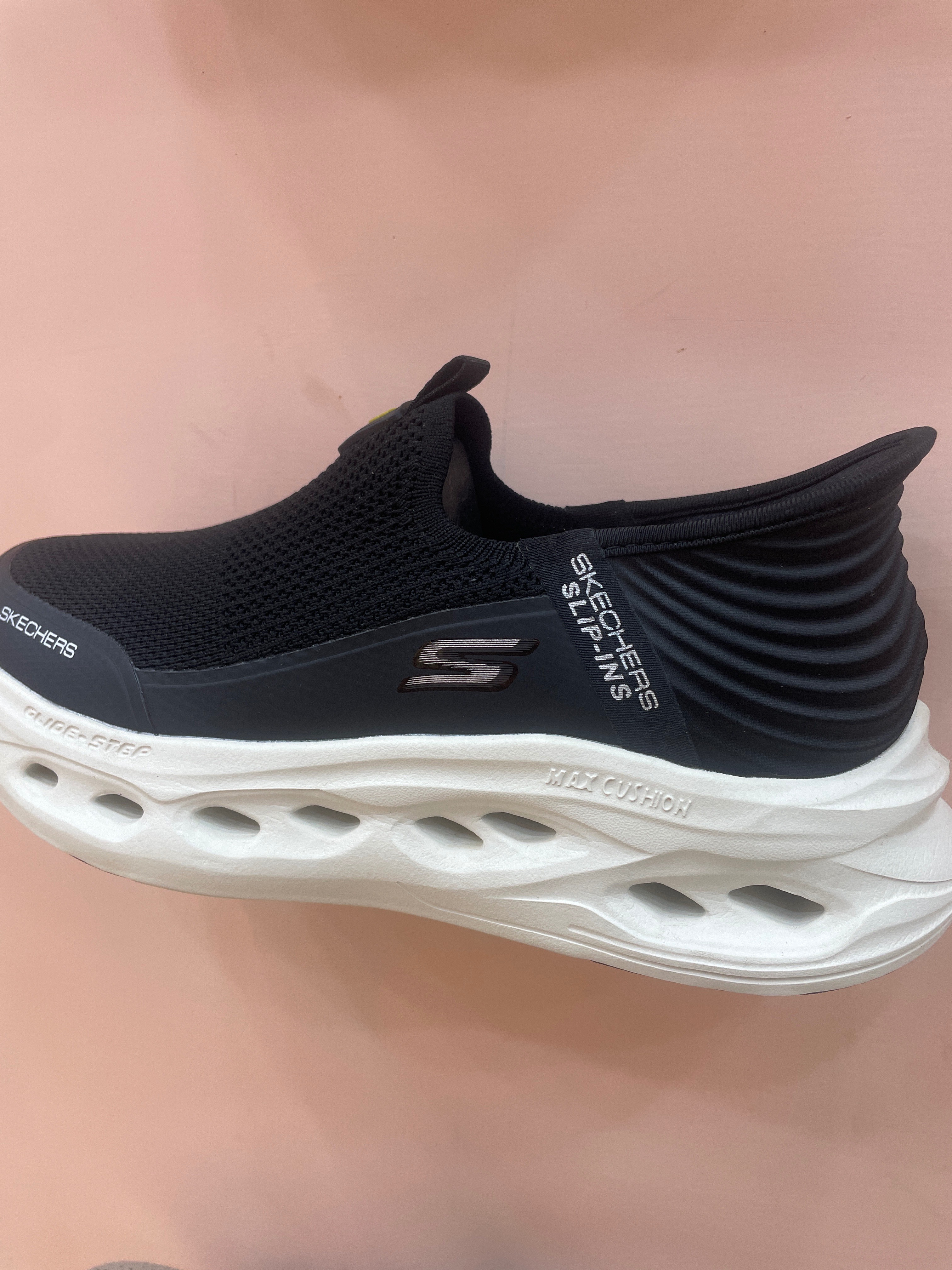 Sketchers Sport Shoes in Tripuri Town - Best for Active Lifestyle-https://media.vyaparify.com/vcards/products/479535/product_1767783629_695e3ccdc8351.png Image
