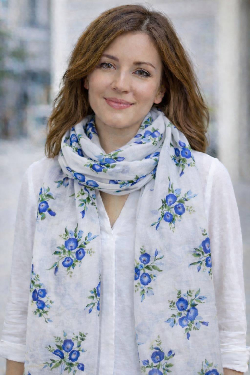  Scarves/Accessories: 100% Cotton Scarf in New Panvel with Aparajita Motif VAISHALI LAXMAN HONRAO C O HARIOMENTERPRISES SHOPNO 68 KISAN SERIVALE MARKET SECTOR 3 NEW PANVEL NEAR DAV SCHOOL