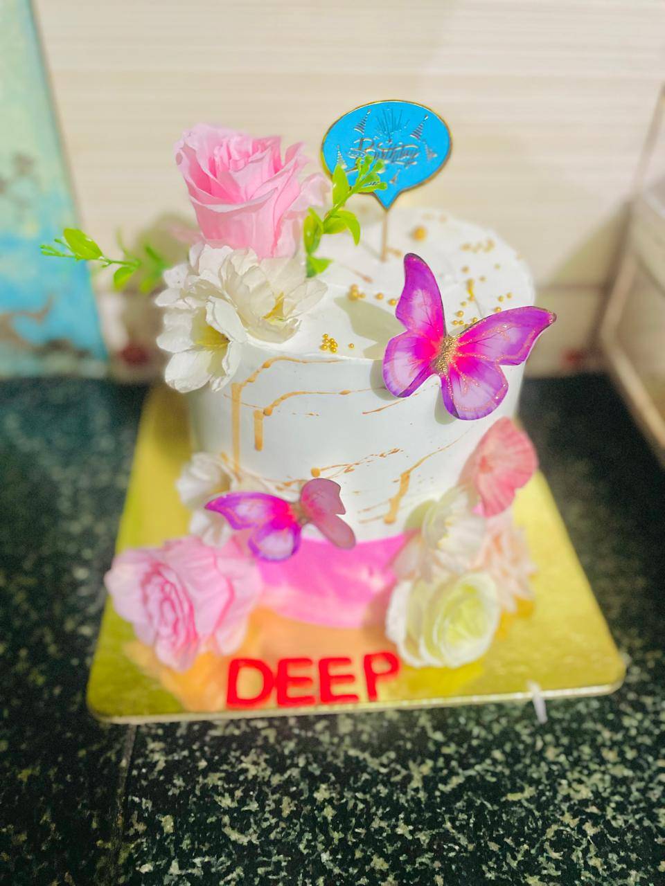Cake in Kathgarh Road, Opposite Sahid Balbirsingh Model School - Best Quality and Taste-https://media.vyaparify.com/vcards/products/480698/product_1767868195_695f872383180.png Image