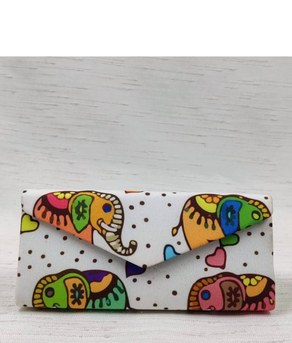 Fashion Accessories: Hardshade Cover in Banipark Jaipur- Stylish and Travel-Friendly-https://media.vyaparify.com/vcards/products/482595/product_1767963474_6960fb5282a6a.png Image