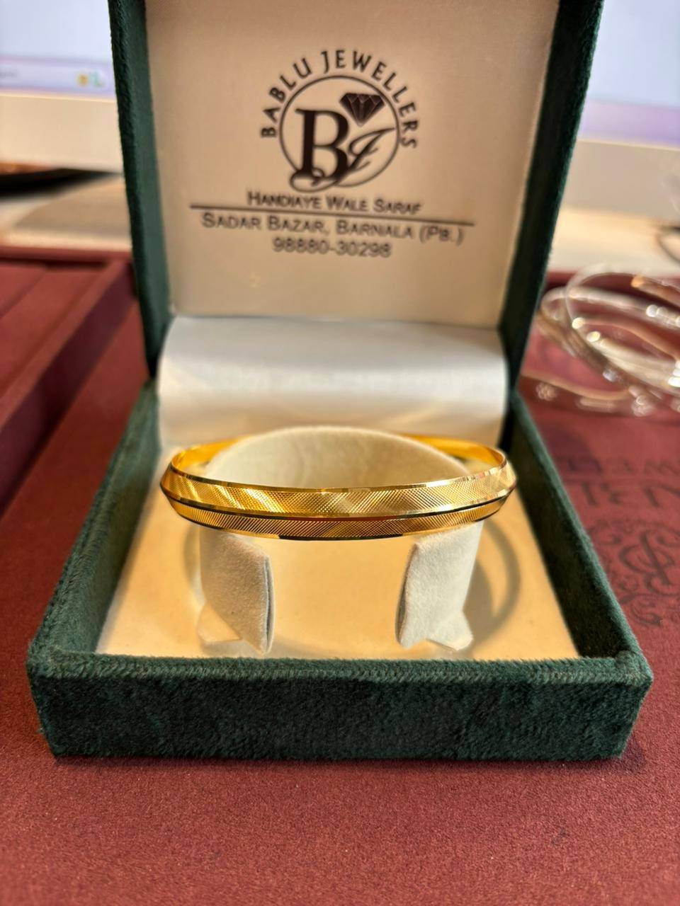 Gents Kada in Barnala: Stylish Accessory for the Modern Man-https://media.vyaparify.com/vcards/products/485554/product_1768371405_696734cdadf4a.png Image