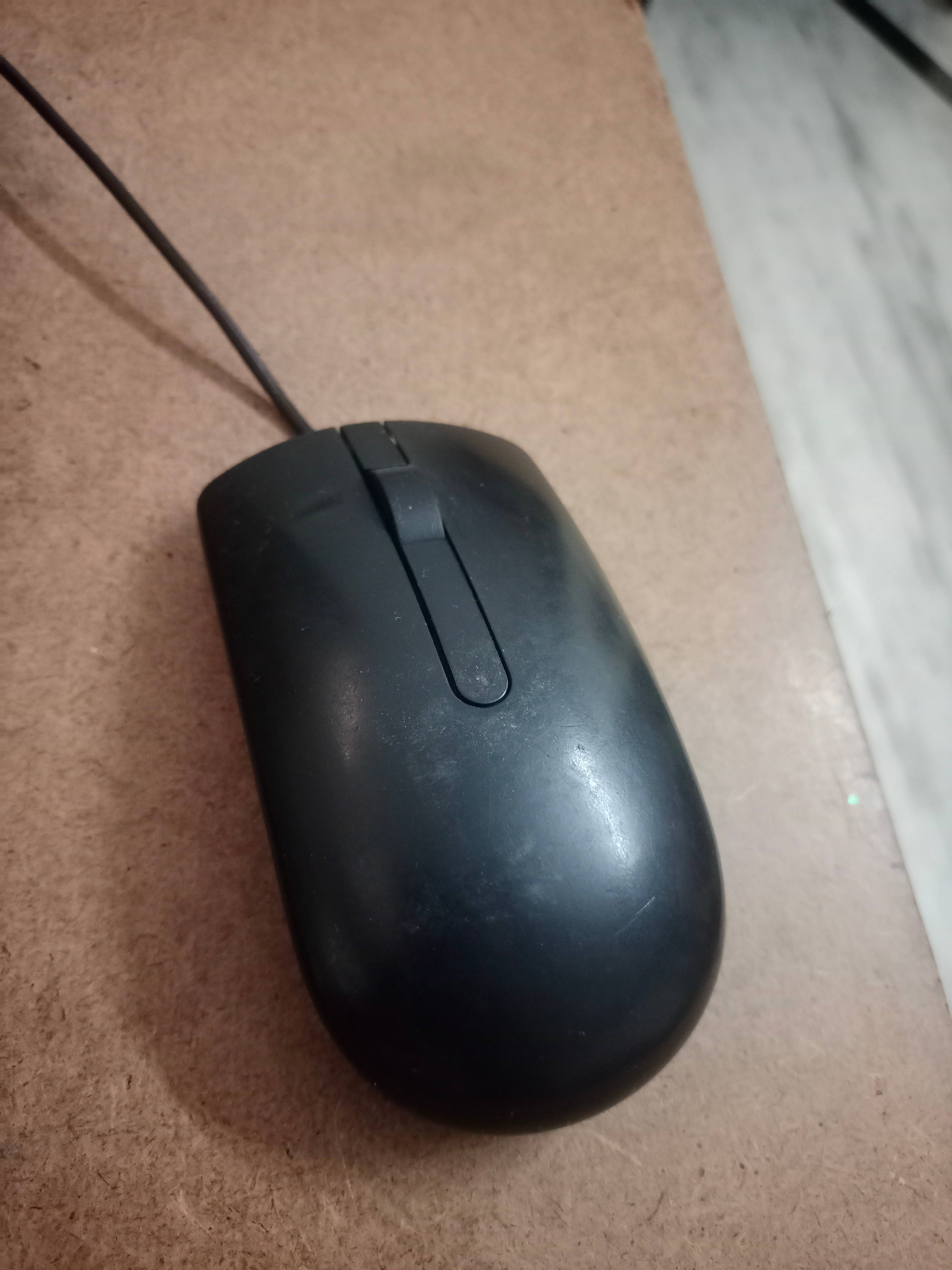 Dell Mouse in Thanamcherla - Ergonomic Design for Comfortable Use-https://media.vyaparify.com/vcards/products/486409/product_1768389151_69677a1f8d5ee.png Image