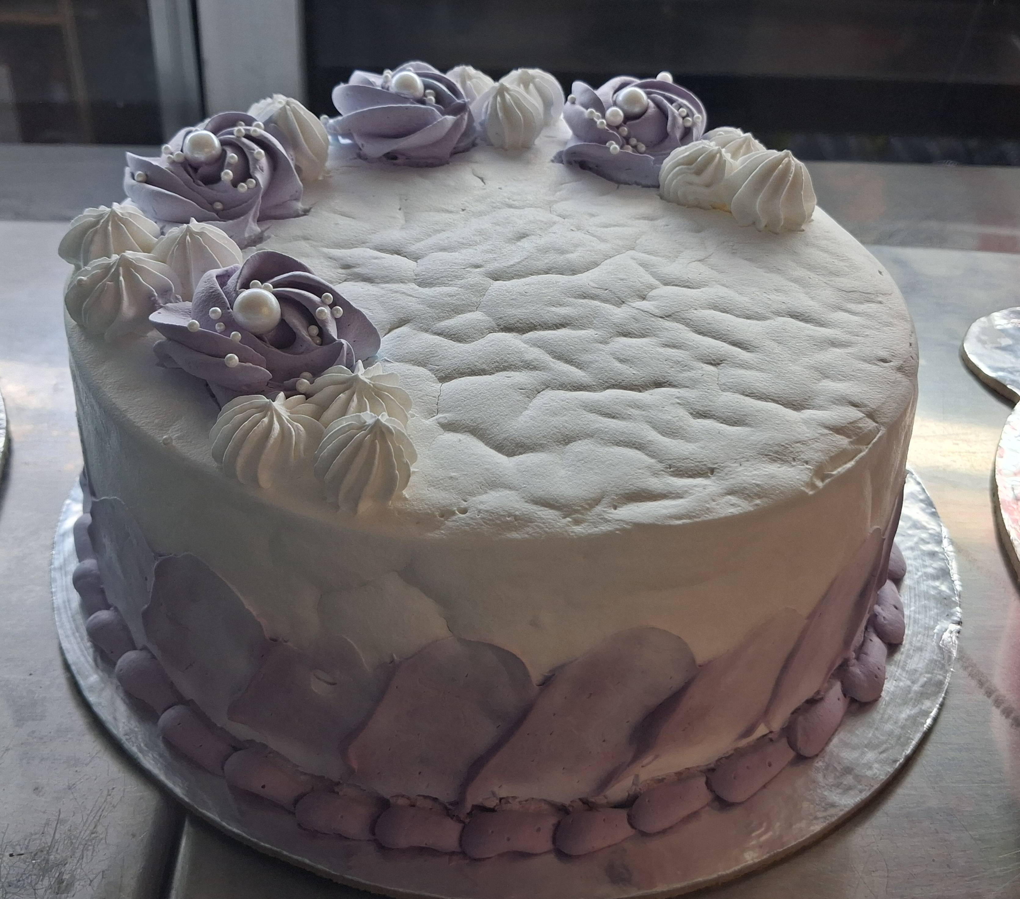 Cake in Dharamshala: Delicious and Freshly Baked-https://media.vyaparify.com/vcards/products/487690/product_1768539956_6969c7348ab82.png Image