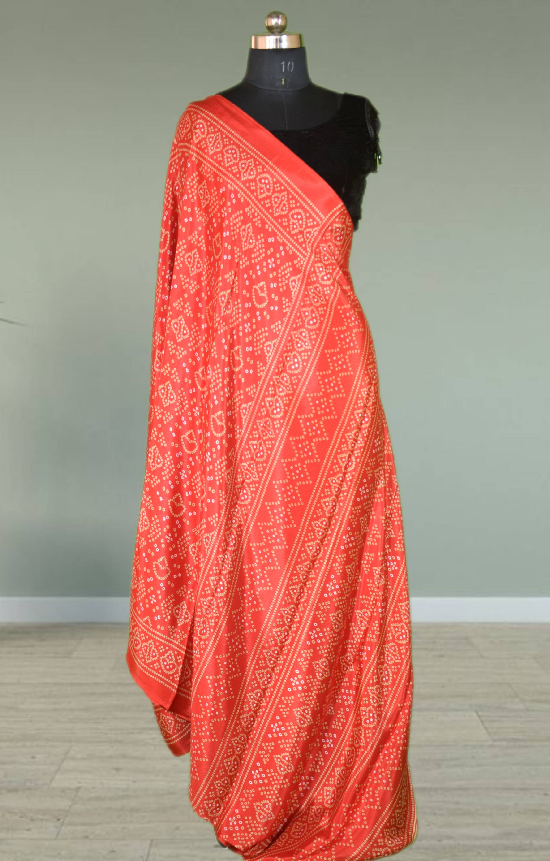Italian silk saree chunari pattern-https://media.vyaparify.com/vcards/products/488401/product_1768556597_696a0835456b4.png Image
