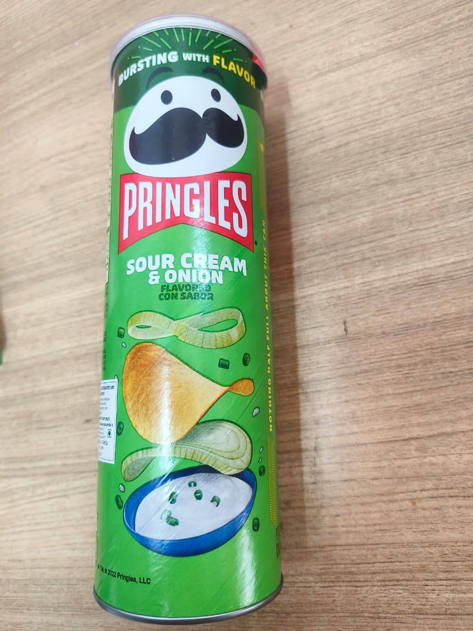 Pringles Sour Cream & Onion Potato Chips in Dahisar East Mumbai - Tasty Flavor-https://media.vyaparify.com/vcards/products/488677/product_1768562569_696a1f89f0794.png Image