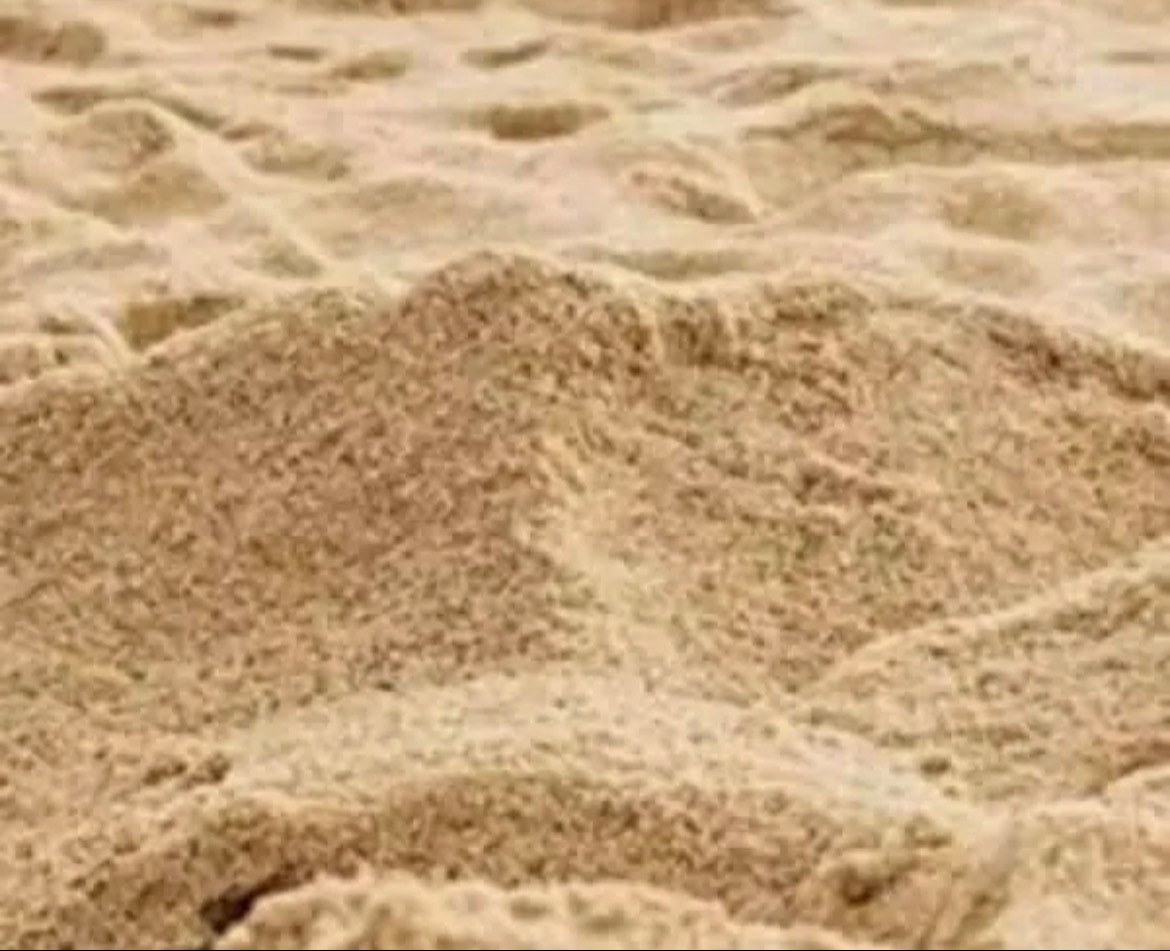 Eco-Friendly River Sand in Gangali for Landscaping and Construction-https://media.vyaparify.com/vcards/products/488916/product_1768583399_696a70e7200a5.png Image