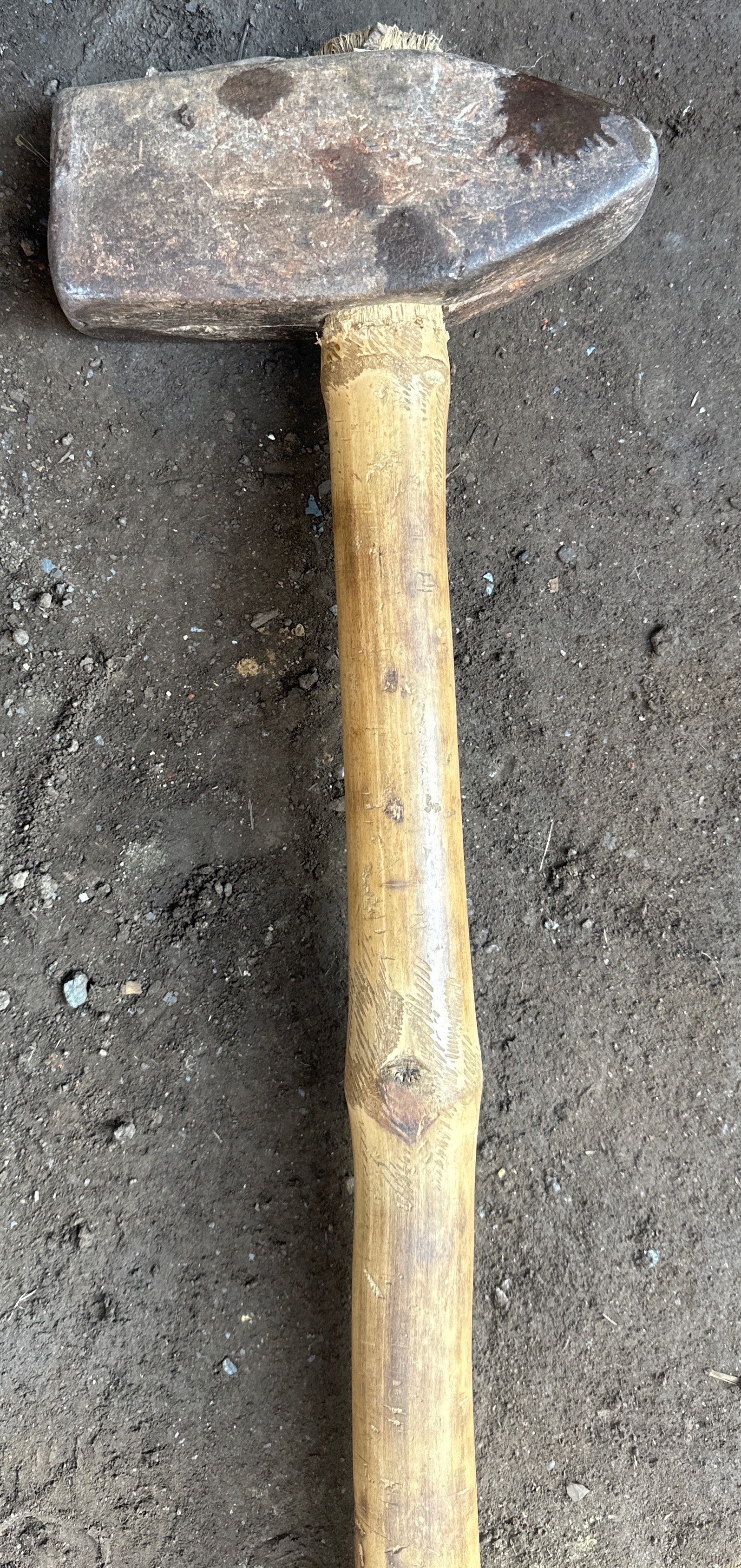 Iron Hammer in Batala: Versatile and Durable Tool-https://media.vyaparify.com/vcards/products/490448/product_1768810310_696de74609894.png Image