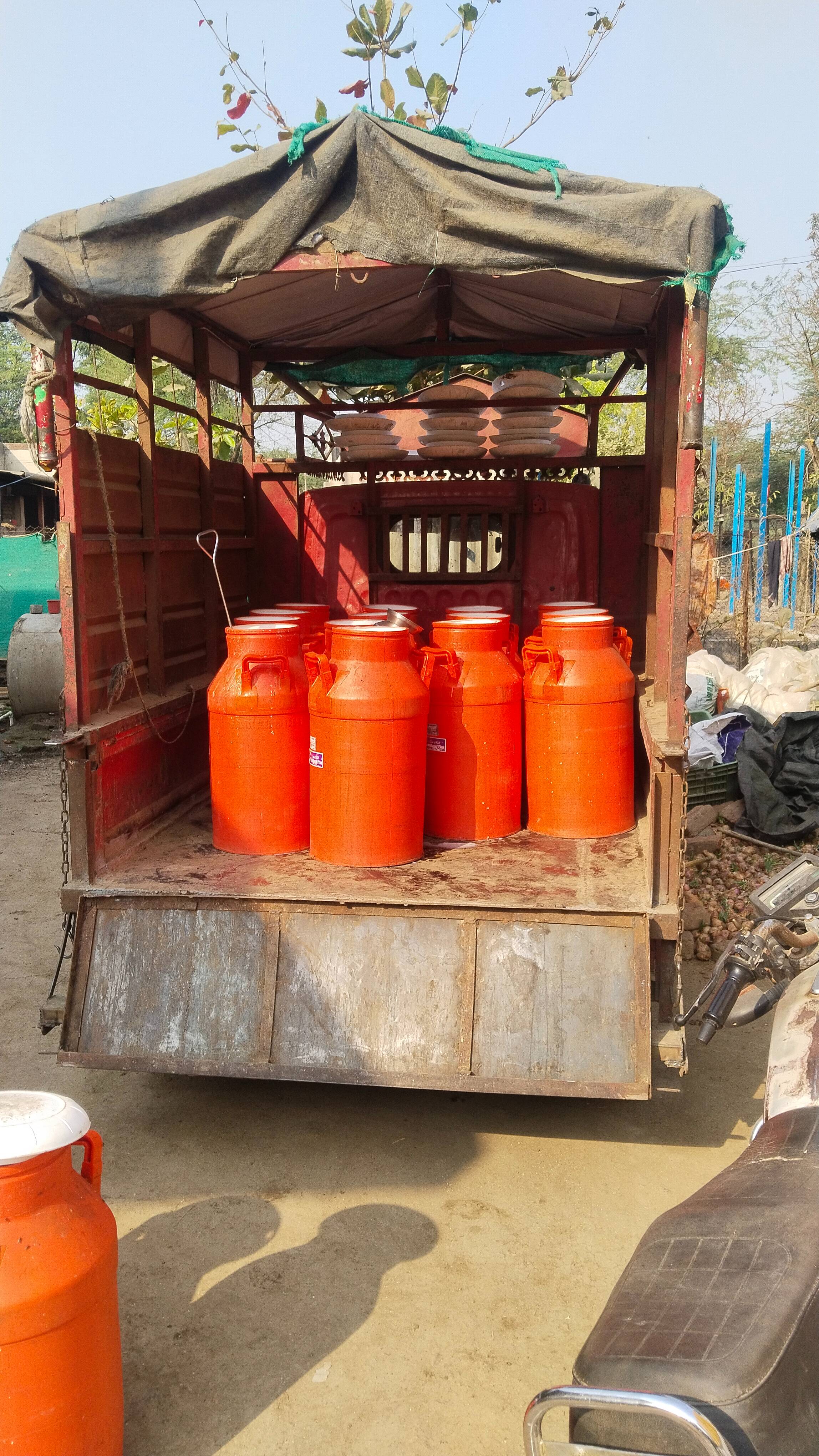 DUDH DAIRY Rich Creamy Goodness Milk & Dairy - dudh dairy in kopargaon, maharashtra - rich and creamy goodness - Buy Online at DHARESHWAR MILK COLLECTION CENTER