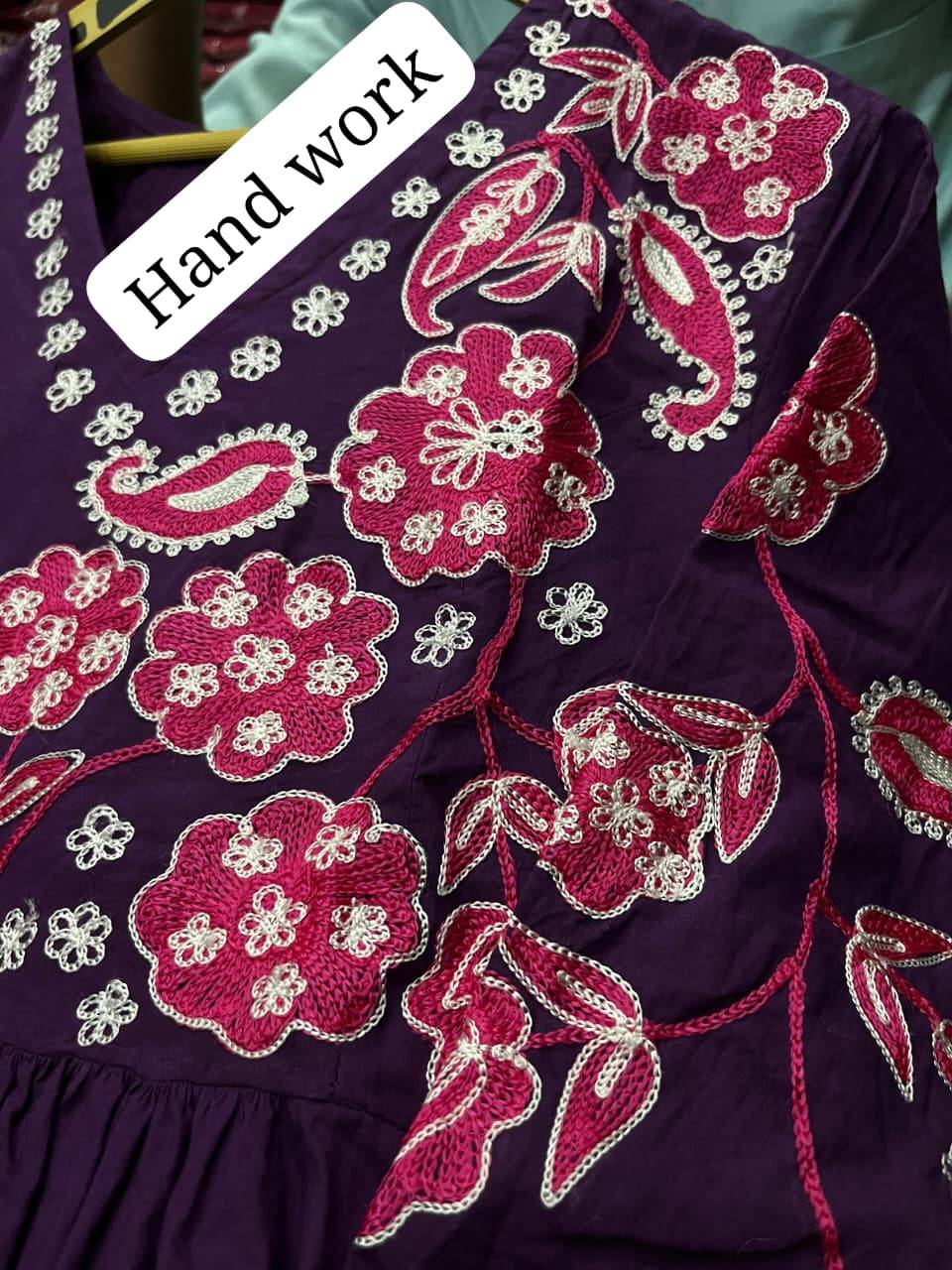 Ethnic Wear: Pure Cotton Kurti Pent Set in Brahmaniyapara with Hand Embroidery - Image 3