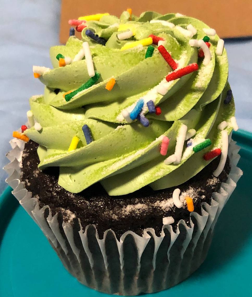 Delicious Cupcakes in Manali: Indulge in Heavenly Treats -  - Buy Online at OMAVYA COTTAGE