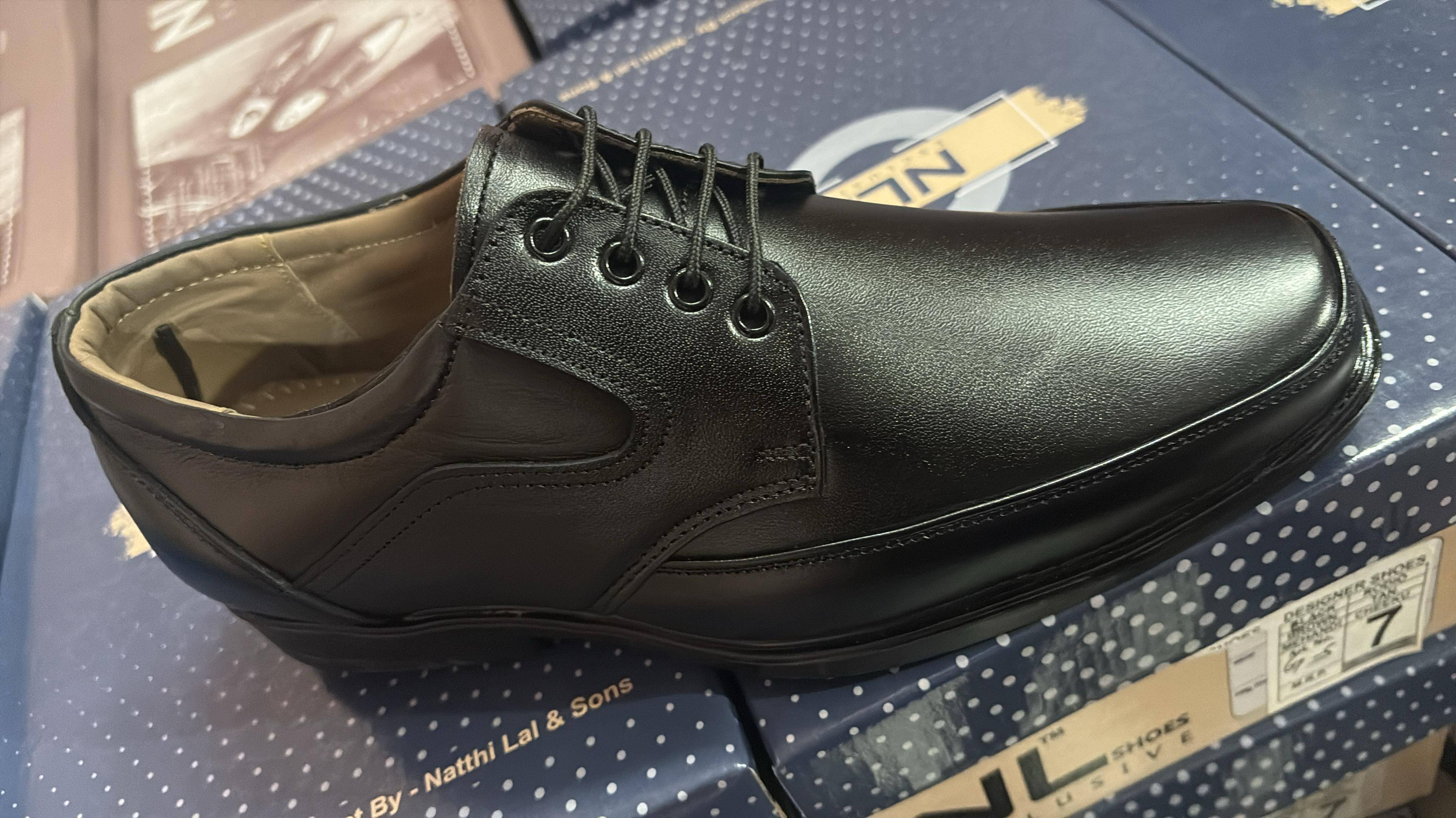  Action Shoes in Ganjdundwara: Leader Shoes ABU MOHAMMAD SOOFIYAN C O HAROON SHOSE  STORE NEAR PURANI  SABAJI MANDI MAIN MARKET GANJDUNDWARA KASGANJLANDMARK PURANI SABAJI MANDI