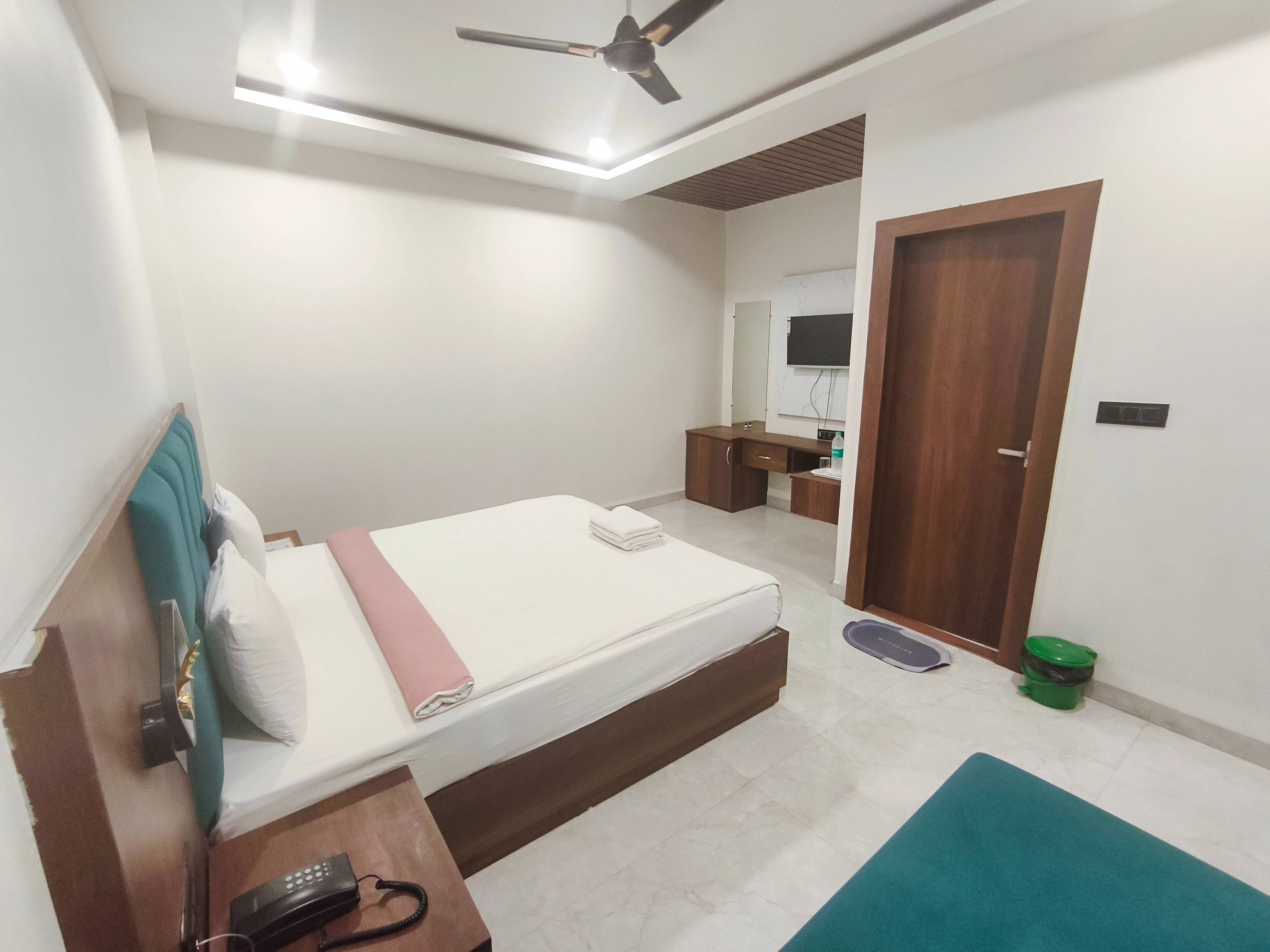 Hotel Room in Ambar Colony - Comfortable Stay -  - Buy Online at ANKIT SINGH JADON