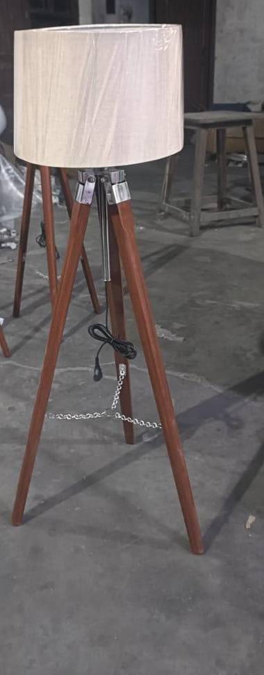  Floor Lamp Tripod Wooden in Nagina, UP NOBEL HANDICRAFTS 1 NAGINA, Nagina, Uttar Pradesh, 246762
