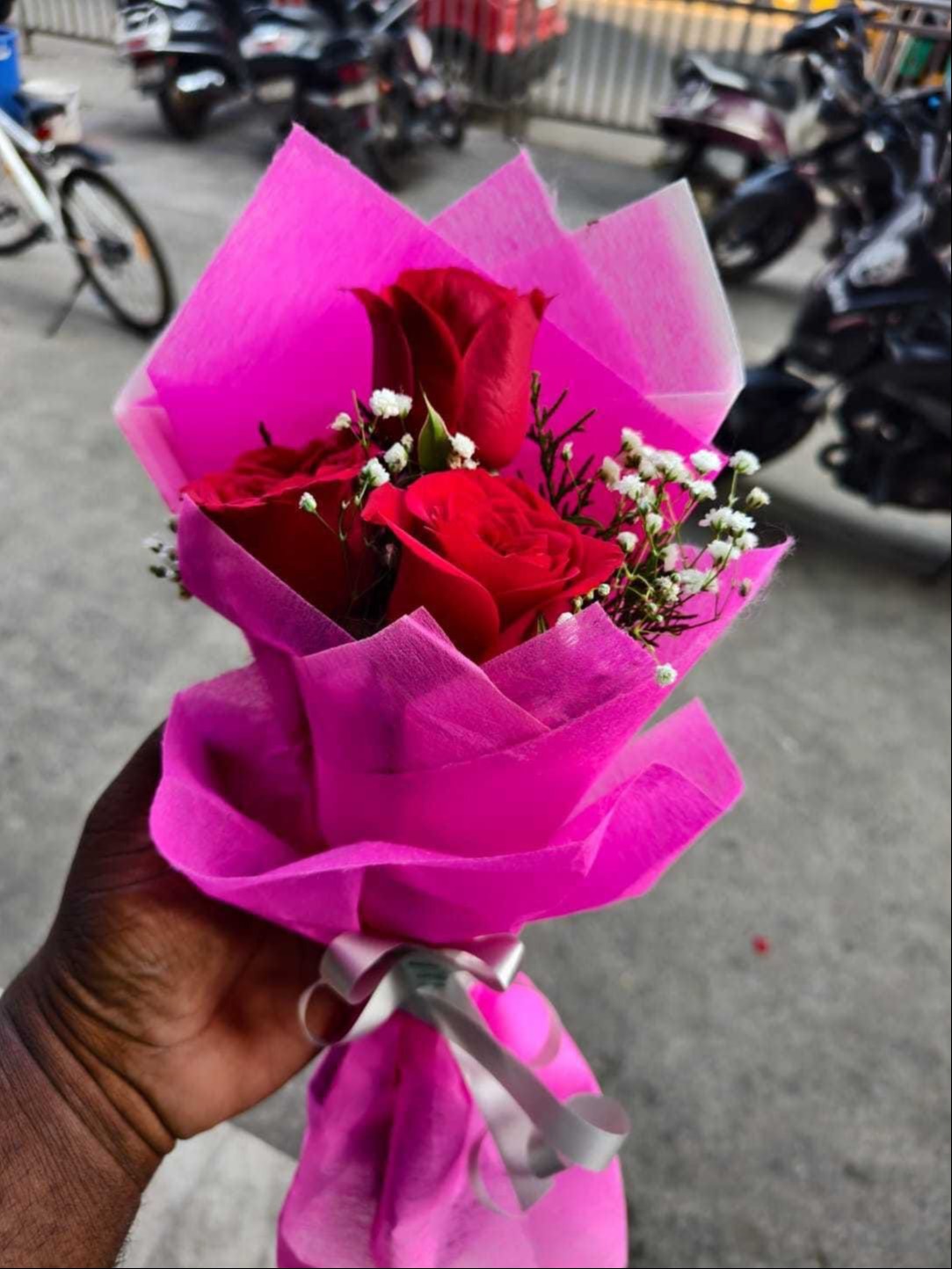  3 Red Rose Bouquet in Davanagere - Stunning Floral Elegance GRT FLOWER AND DECORATOR BIET COLLEGE ROAD  SIDDAVERAPPA  BADAVANE BESIDE HEMAVATHI HOSTEL DAVANAGERE 577004 577004LANDMARK Beside Hemavathi Hostel
