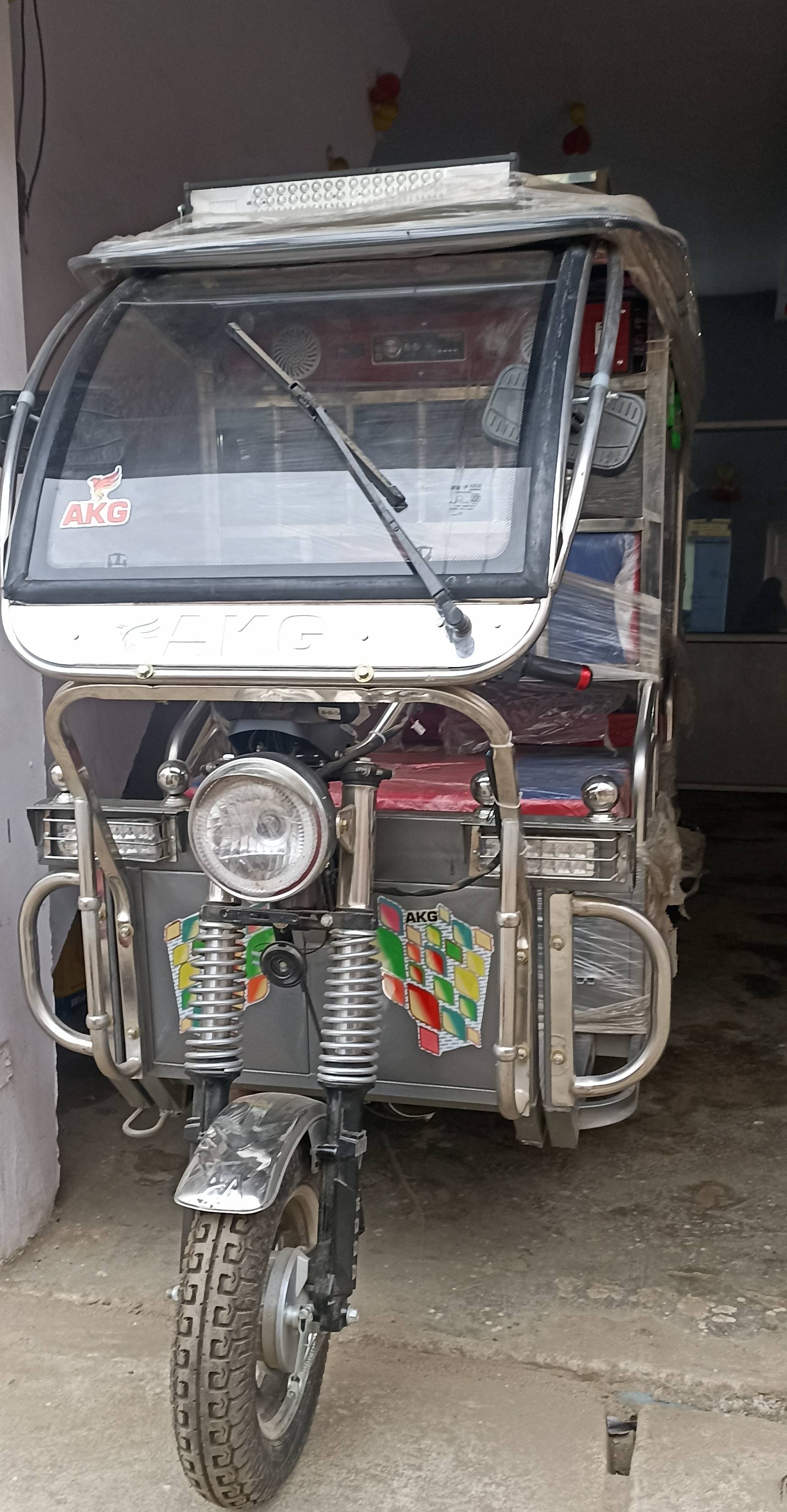 E riksha sale and service in Piau Maniyar - Reliable Transportation Solutions -  - Buy Online at VERMA AUTOMOBILES