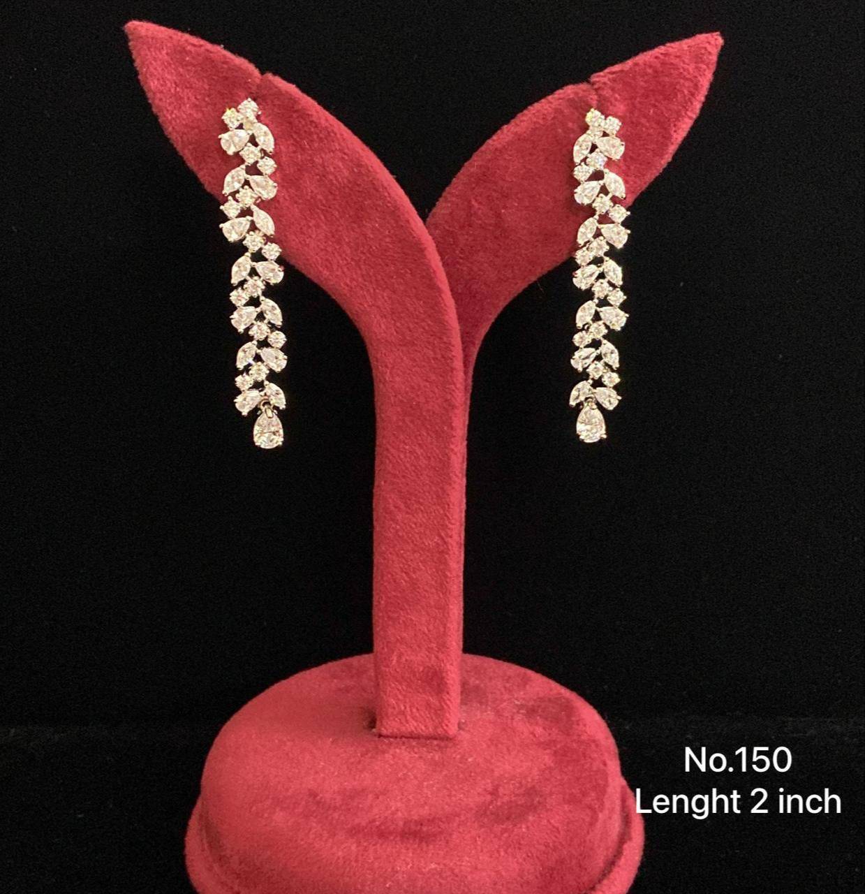 Elegant Crystal Drop Earrings in Malad West: Graceful Styling