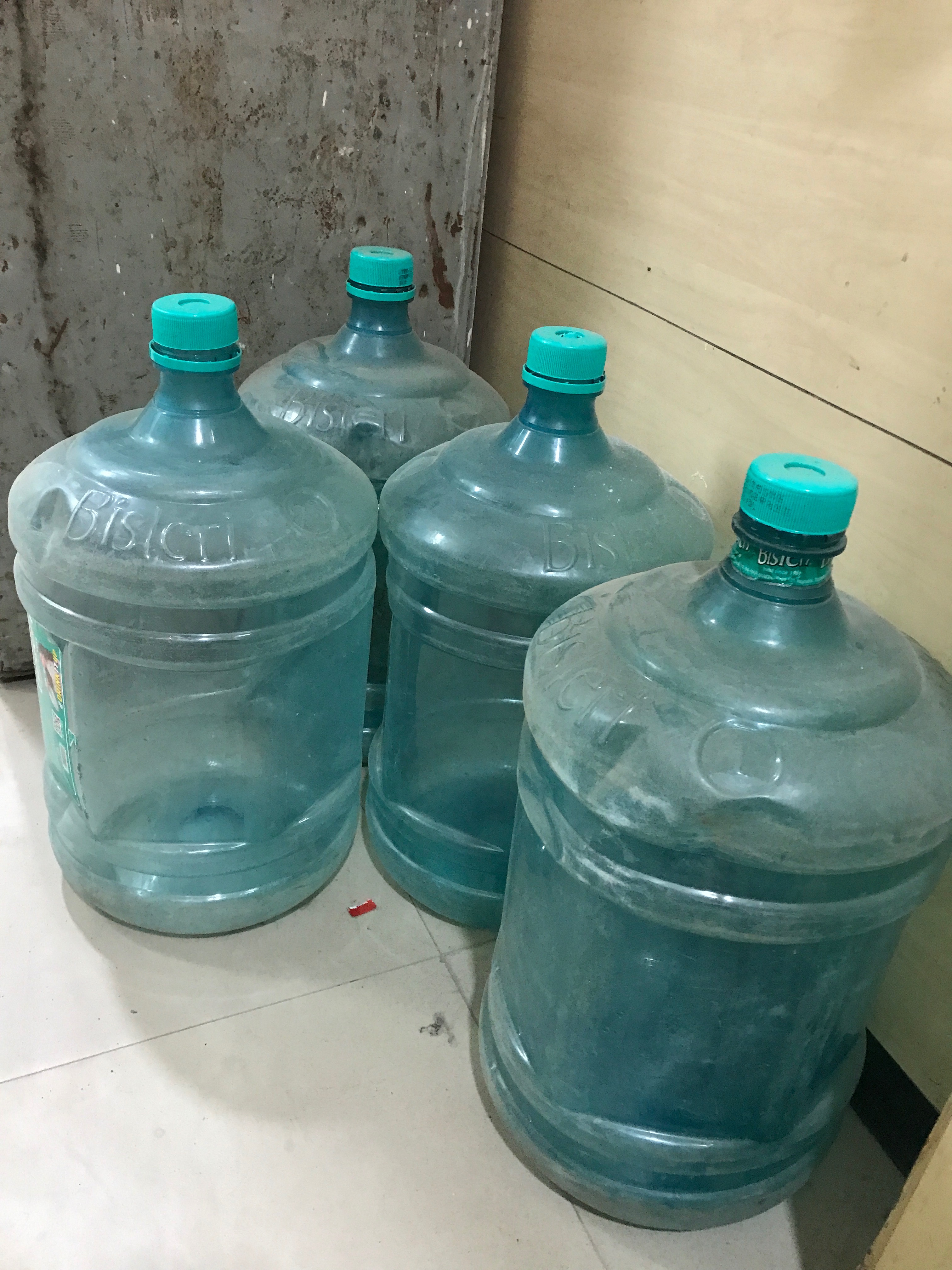 Water Bottle in Bansal Karyana Store Mandi Harji Ram - Quality Material -  - Buy Online at ROHIT KUMAR