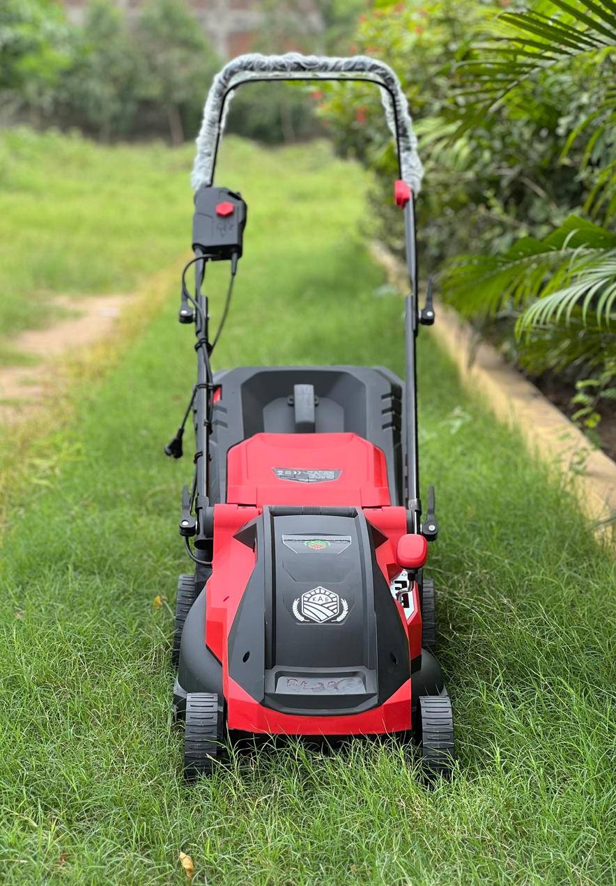 Balwaan Feed Pellet Machine in Green Earth Agro Tech Cheriya Kumbalam Key Feature High-Capacity - Image 1