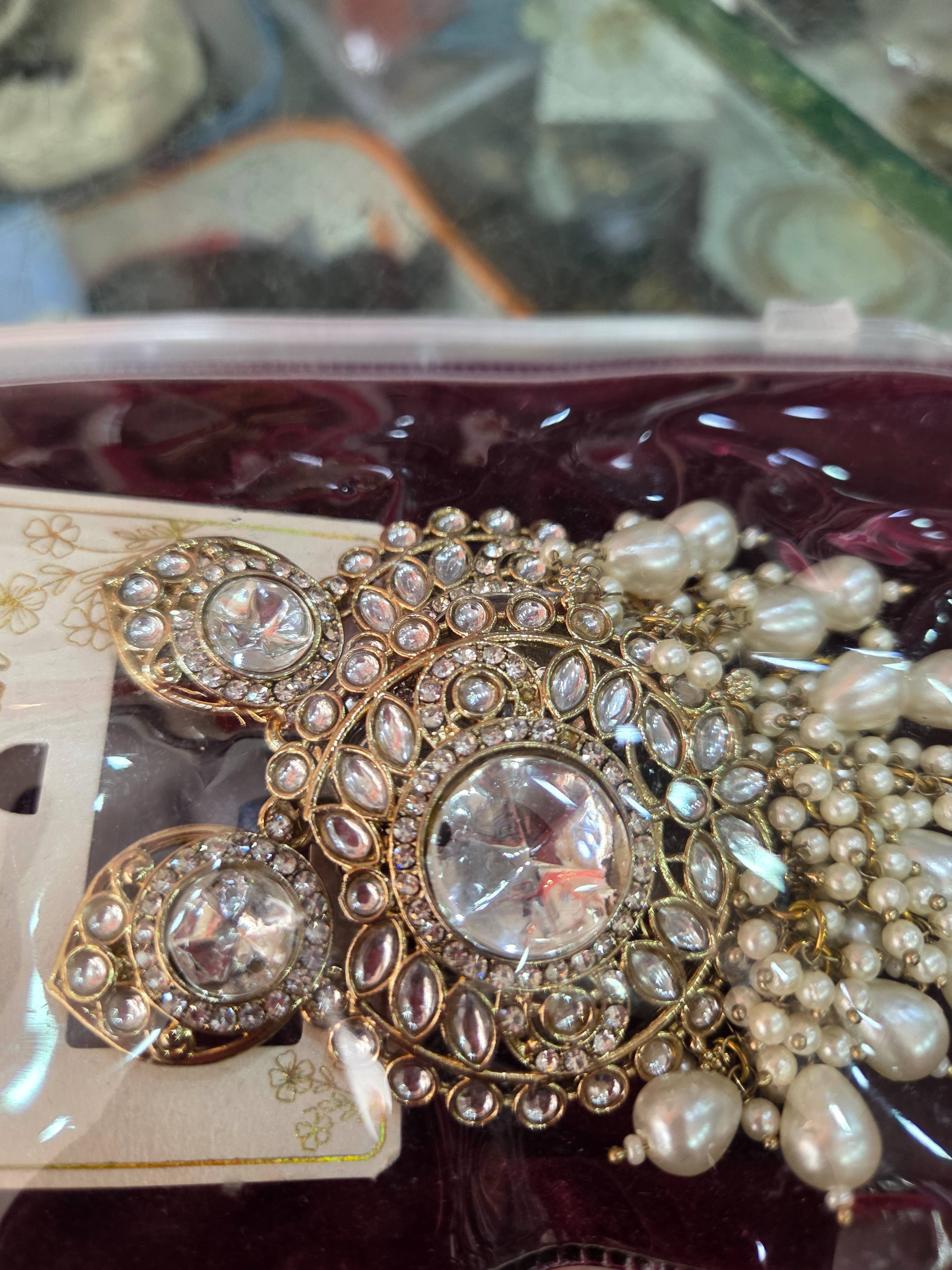 Jewelry/Necklace in GALI GODIAH - Elegant and Timeless -  - Buy Online at EVANI COLLECTION