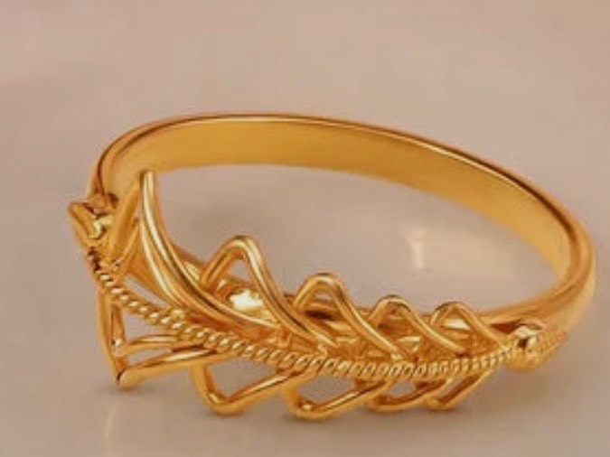 Jewelry/Elegant Gold Leaf Design Ring in Village Panjahra, Kangra - Adds Elegance -  - Buy Online at Raju Jewellers 