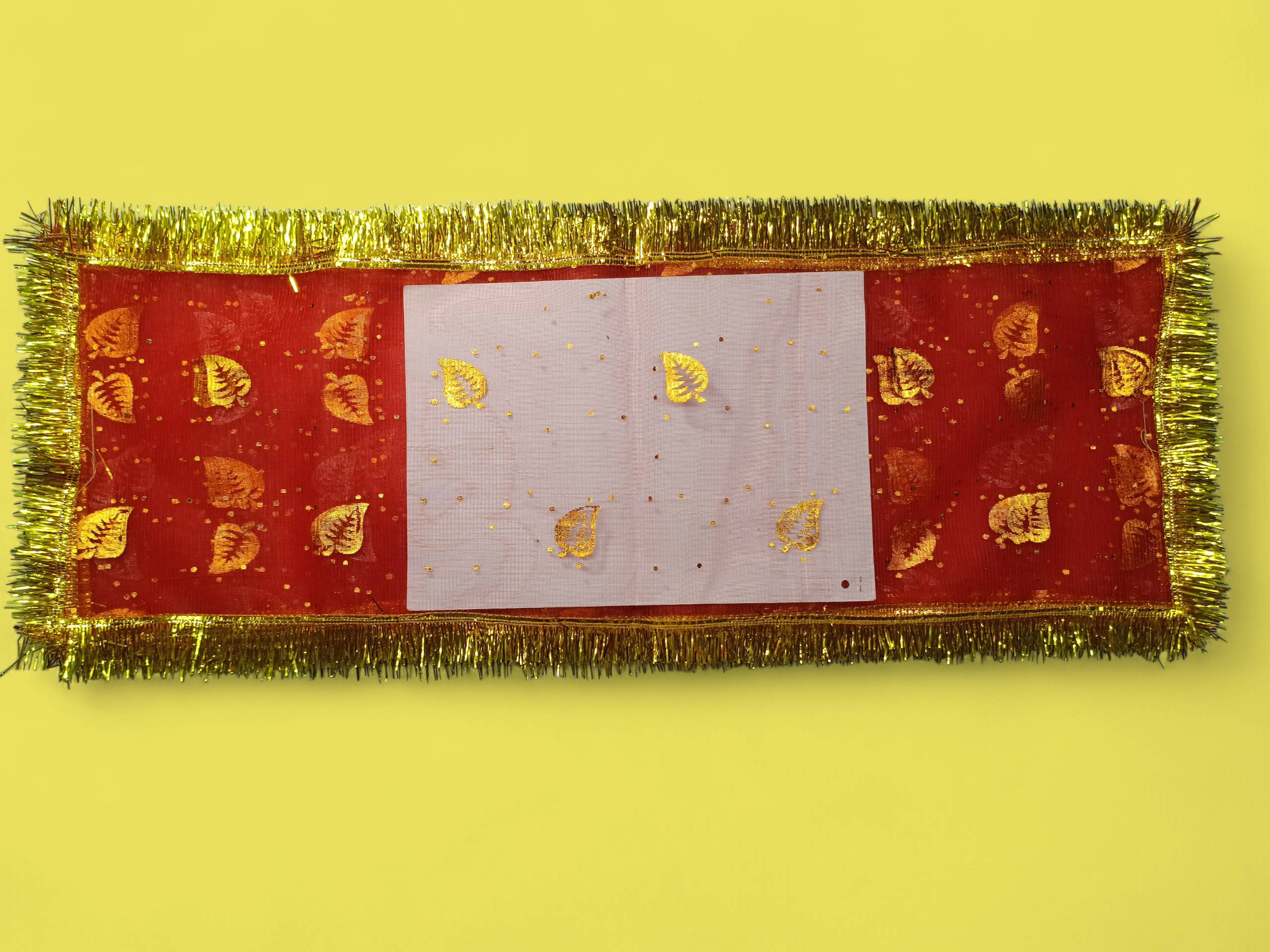 Festive Decorative Pooja Cloth Set - Image 3
