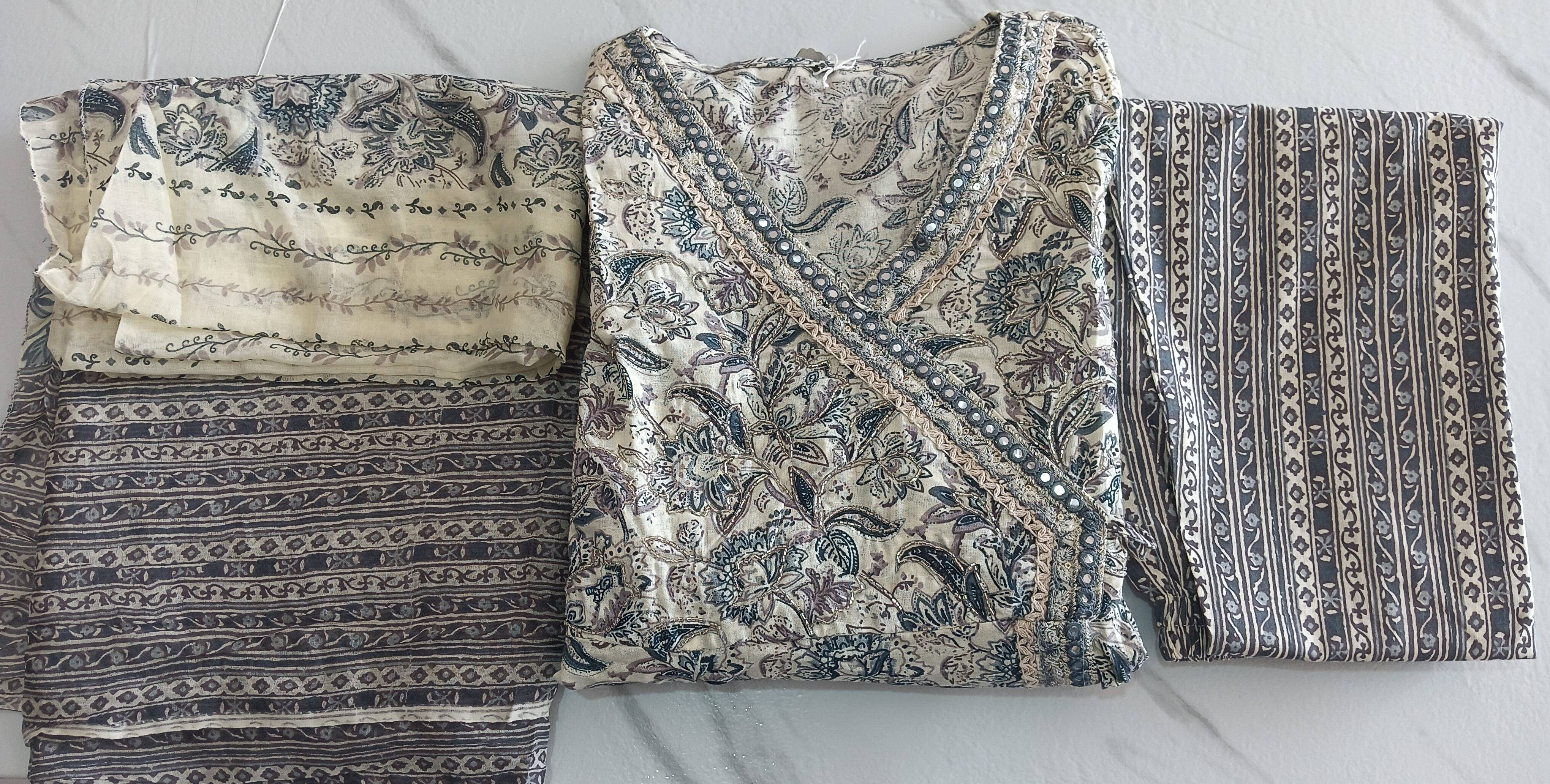 SHREE JI FASHION Anarkali Kurta Set in Maheshwar with Floral Print - Image 3