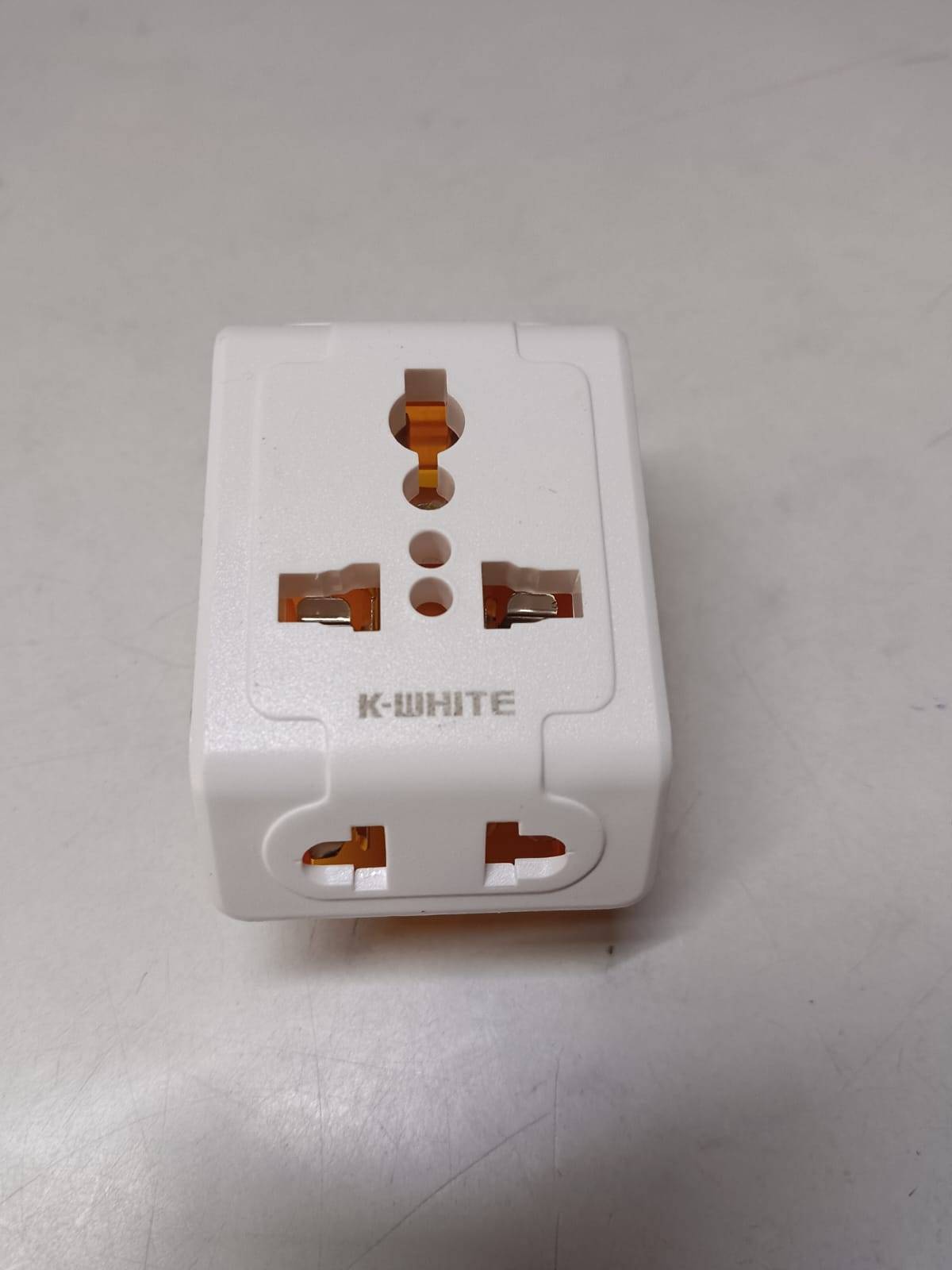 Universal Travel Adapter Plug in Pune - Global Connectivity -  - Buy Online at MAHESH HARDWARE ELECTRICALS AND PLY