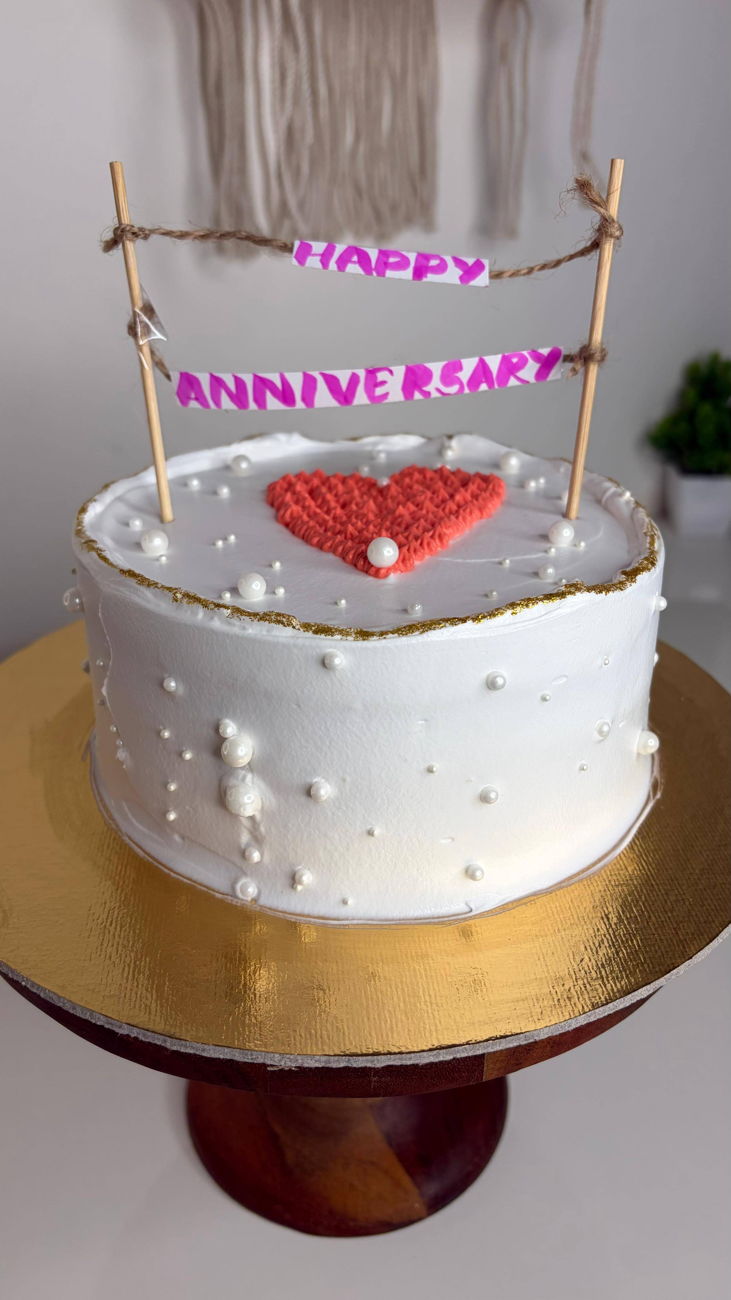 Cream Cake in Gurgaon: Delicious Treat for Every Occasion -  - Buy Online at YASHMITA KOCHAR