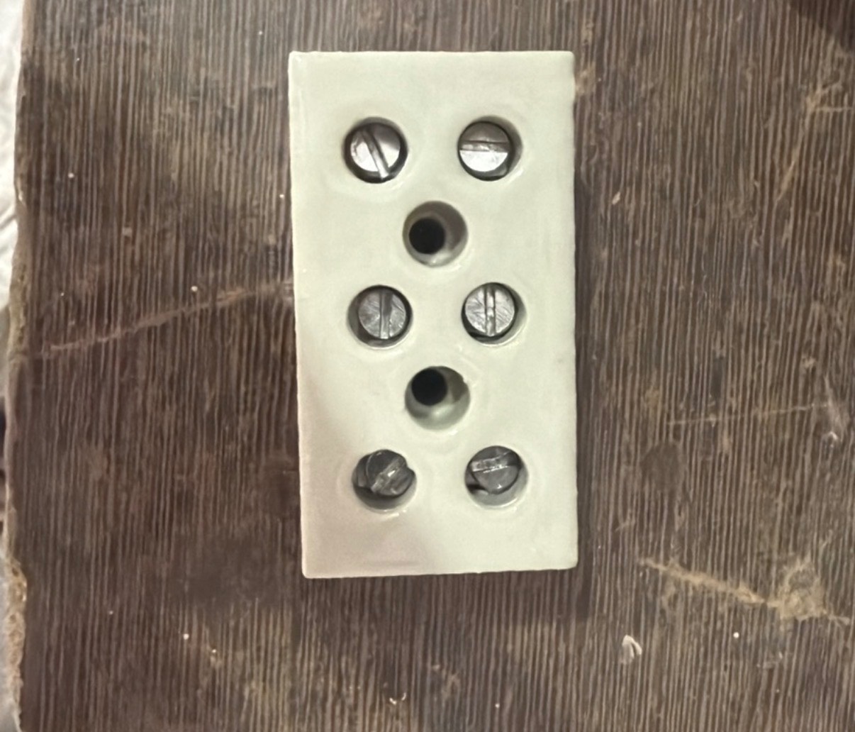 63@ 3 Way Round Connector in Rajkot with Full Brass and S/S Bolt - Image 1