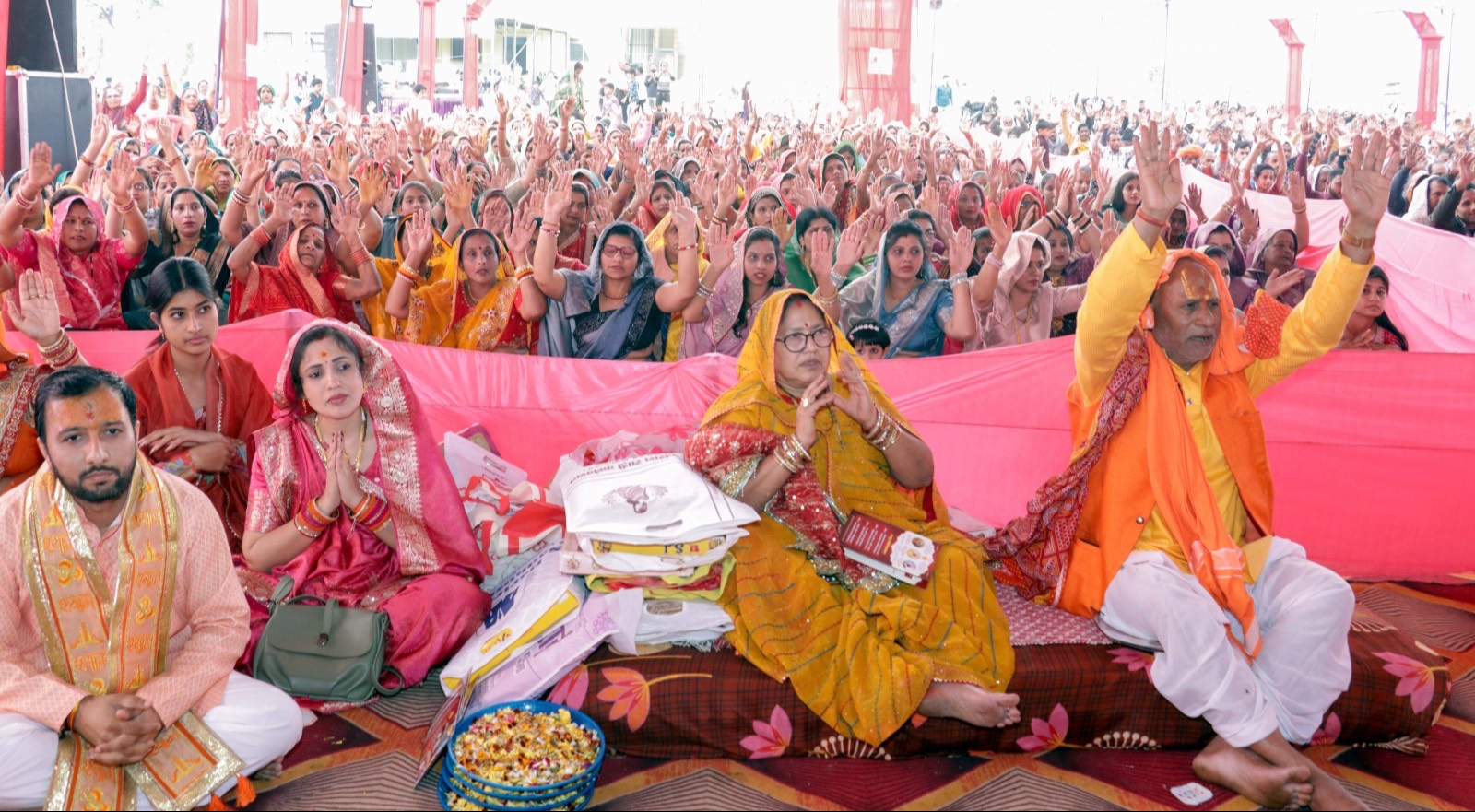 श्रीमद् भागवत कथा ~ श्री प्रेम परमानंद जी महाराज - Image 2