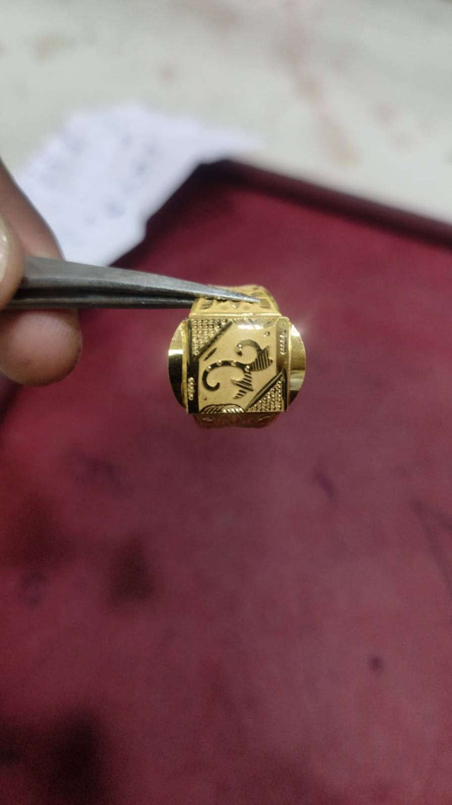 Jewellery/Gents Ring in Varanasi - Handcrafted 18 Carat Gold -  - Buy Online at GOLDNORA JEWELLERS