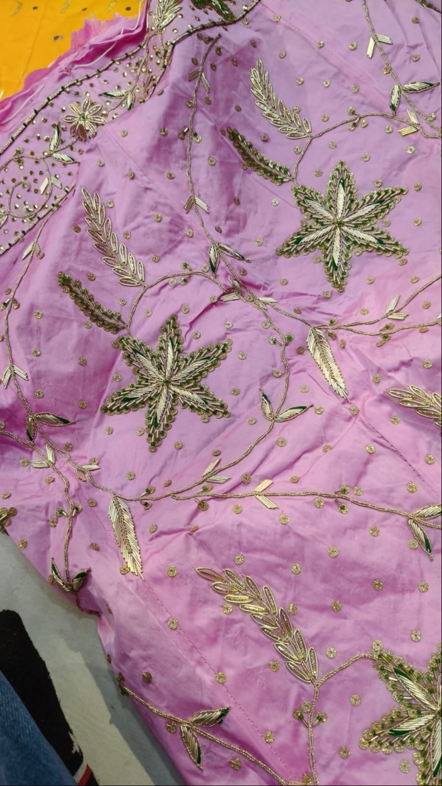 Rajputi Poshak in Jaipur: Traditional Attire for Special Occasions -  - Buy Online at AISHWARYA EMPORIUM