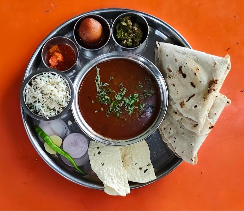 HOTEL KOHINOOR PURE VEG RESTAURANT - Indian Veg Thali - Flavorful & Nutritious in HIVARE MOHOL