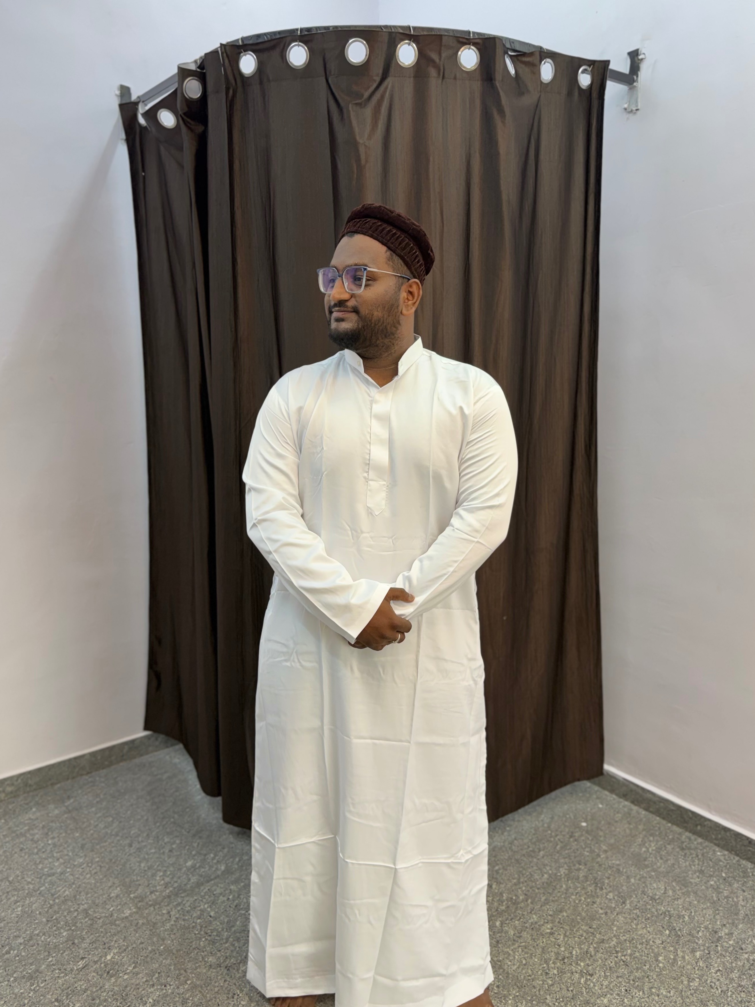 Fashion/Thopes in Hospet: Upgrade Your Wardrobe with Premium Plain Thopes - Image 1