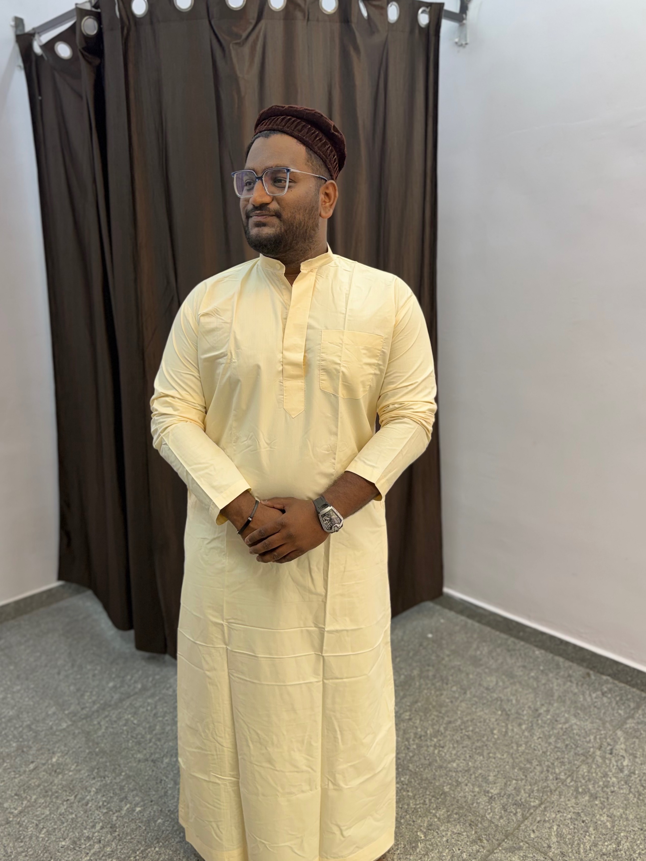 Fashion/Thopes in Hospet: Upgrade Your Wardrobe with Premium Plain Thopes - Image 2