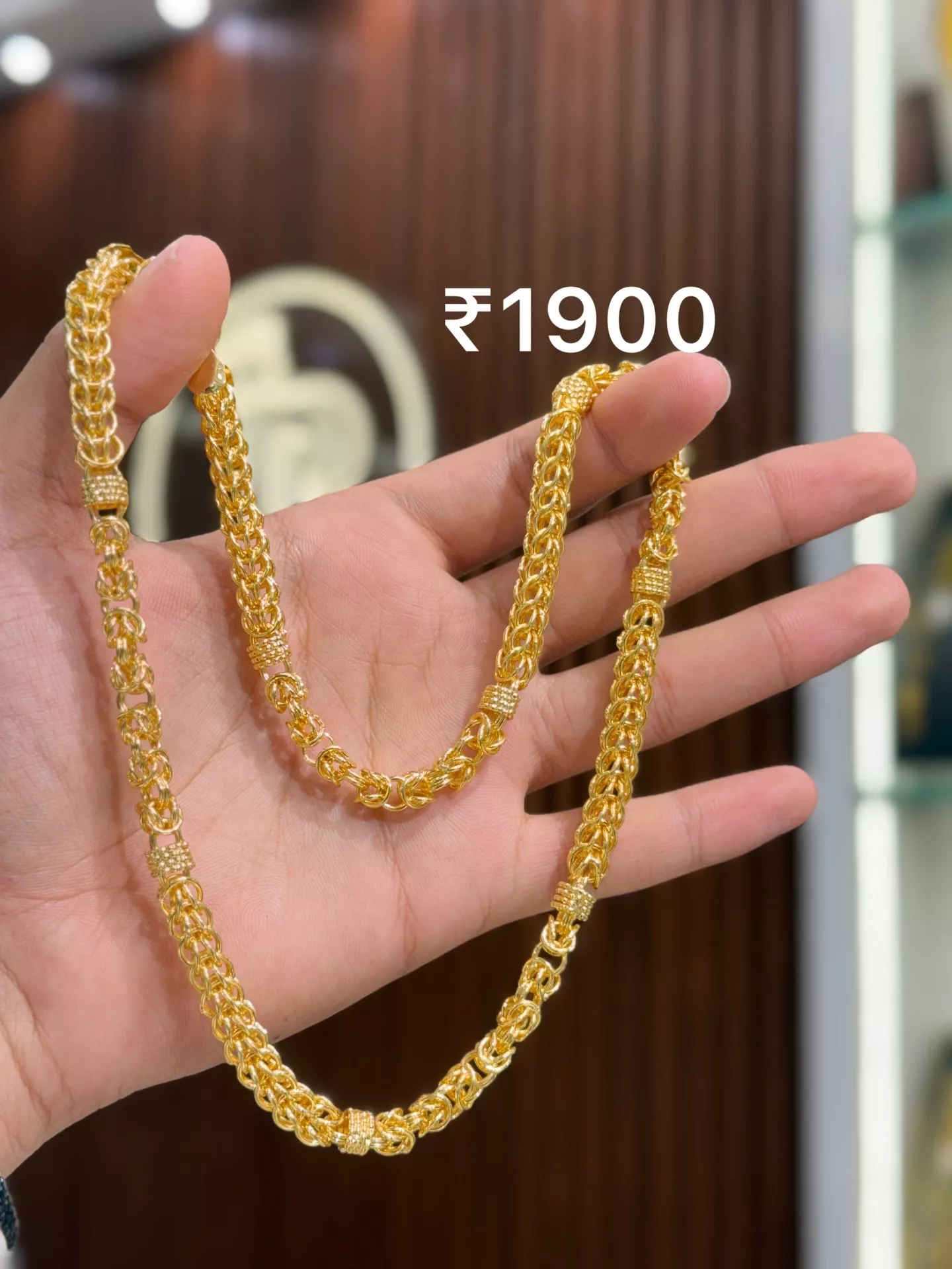  Chain in Arniyali: Durable and Strong Security Chain MAA KRIPA JEWELLERY AND IMITATION NEAR JAGDAMBA  MATAJI TEMPLE  ARNIYALI UNNAMED ROAD GRAM PANCHAYAT OFFICE ARNIYALI BARMERLANDMARK ARNIYALI 