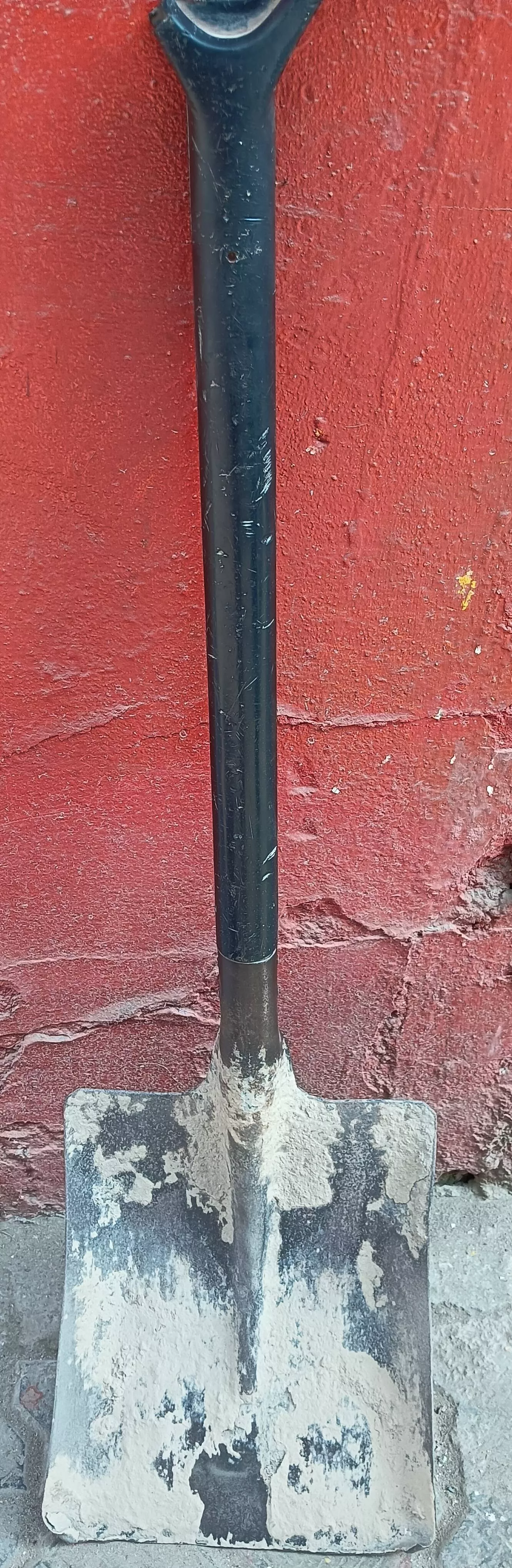 Garden Shovel Heavy-Duty in Lamini - Durable and Reliable -  - Buy Online at MANOHAR SHUTTERING STORE