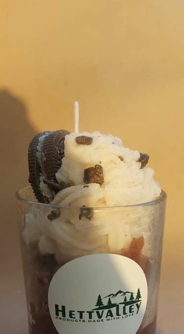 Candles - Oreo Candle in Ahmedabad - Sweet and Warm Fragrance - Image 1