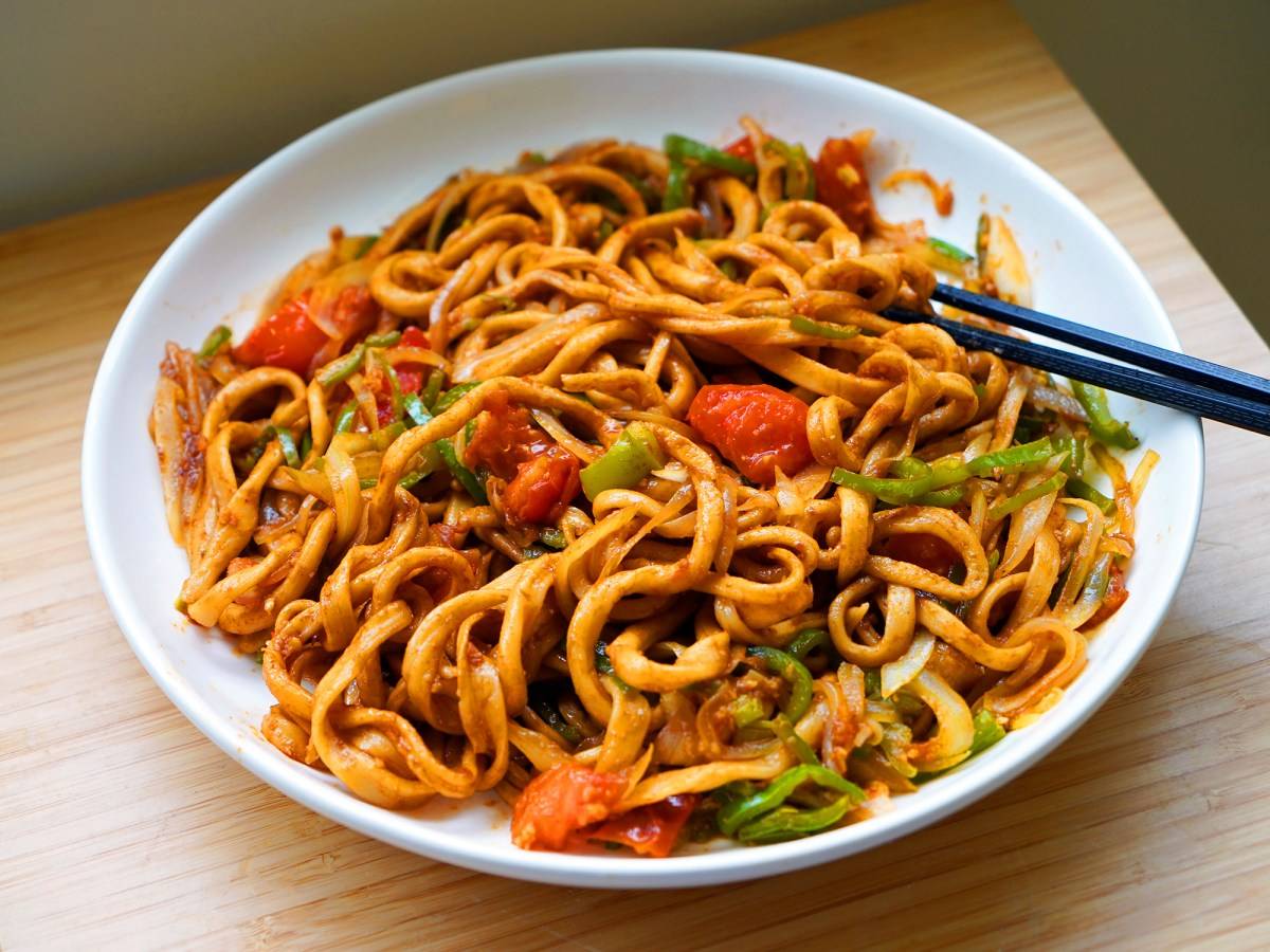 Vegetarian Food: Spicy Vegetable Noodles in Uripok Gopalajileirak - Image 1