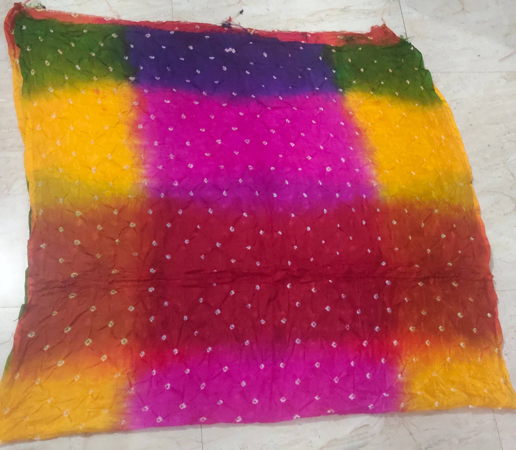  Bandhani Silk Dupatta - Luxurious Style in [City] PRAVEEN TEXTILES 