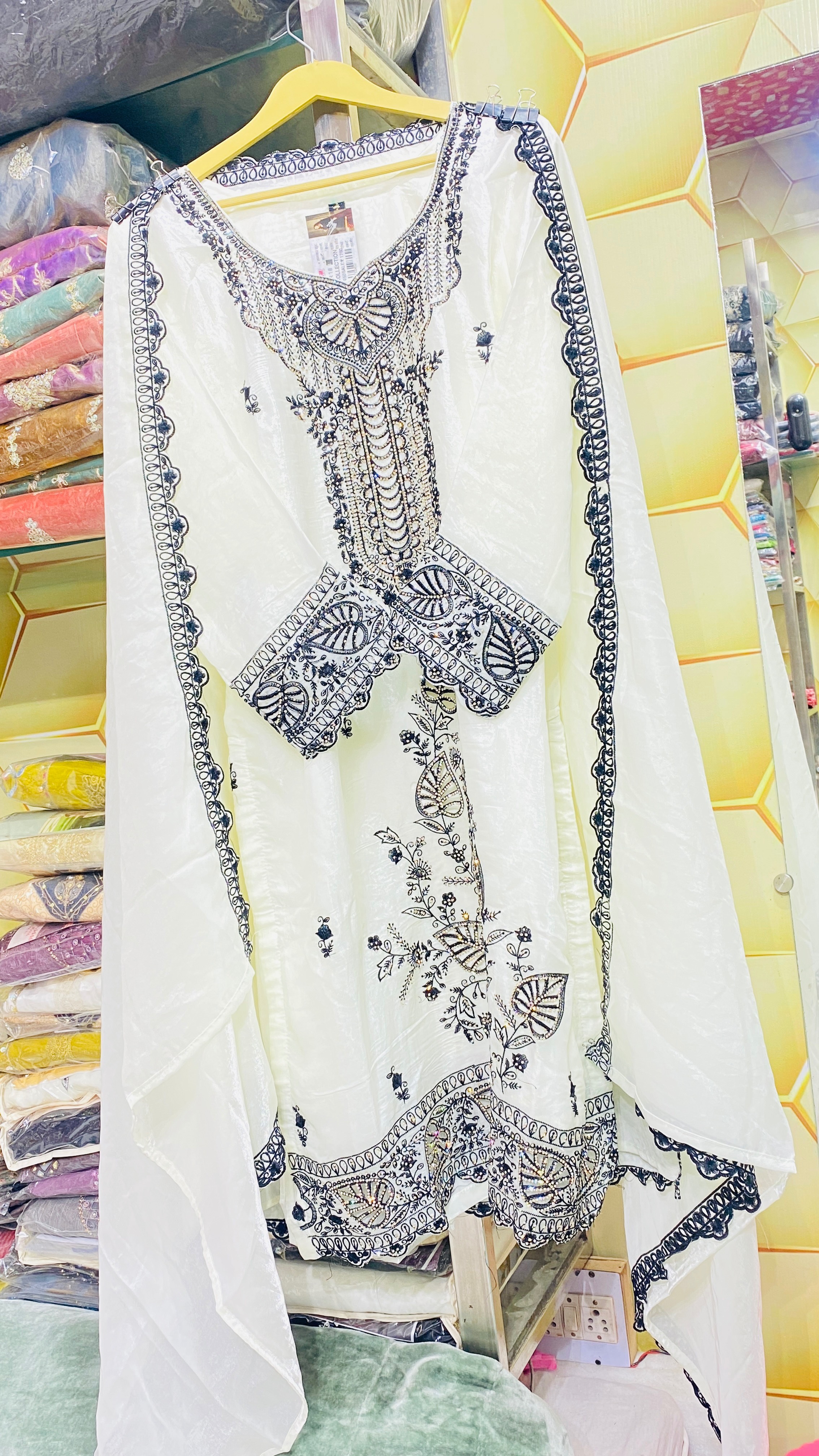  Men's Pakistani Kurta Pent in Old Jail Road, Comfortable XXL Size AIZAL COLLECTION OLD JAIL ROADJHALAWAR MAHADEVJI KE MANDIR KE PASS